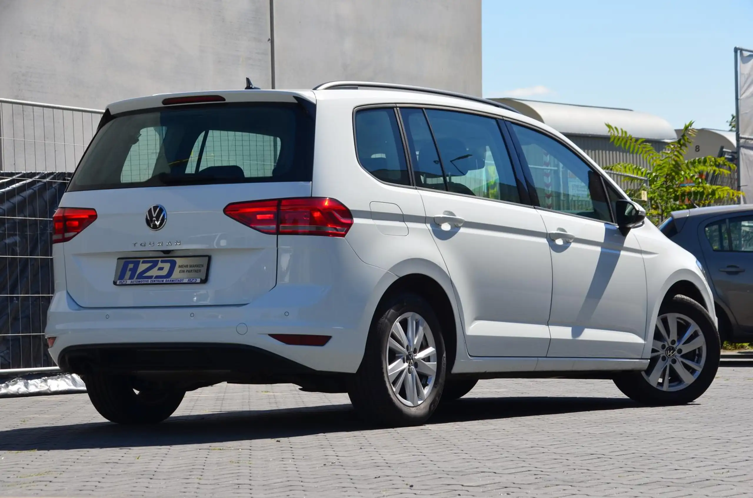 Volkswagen - Touran