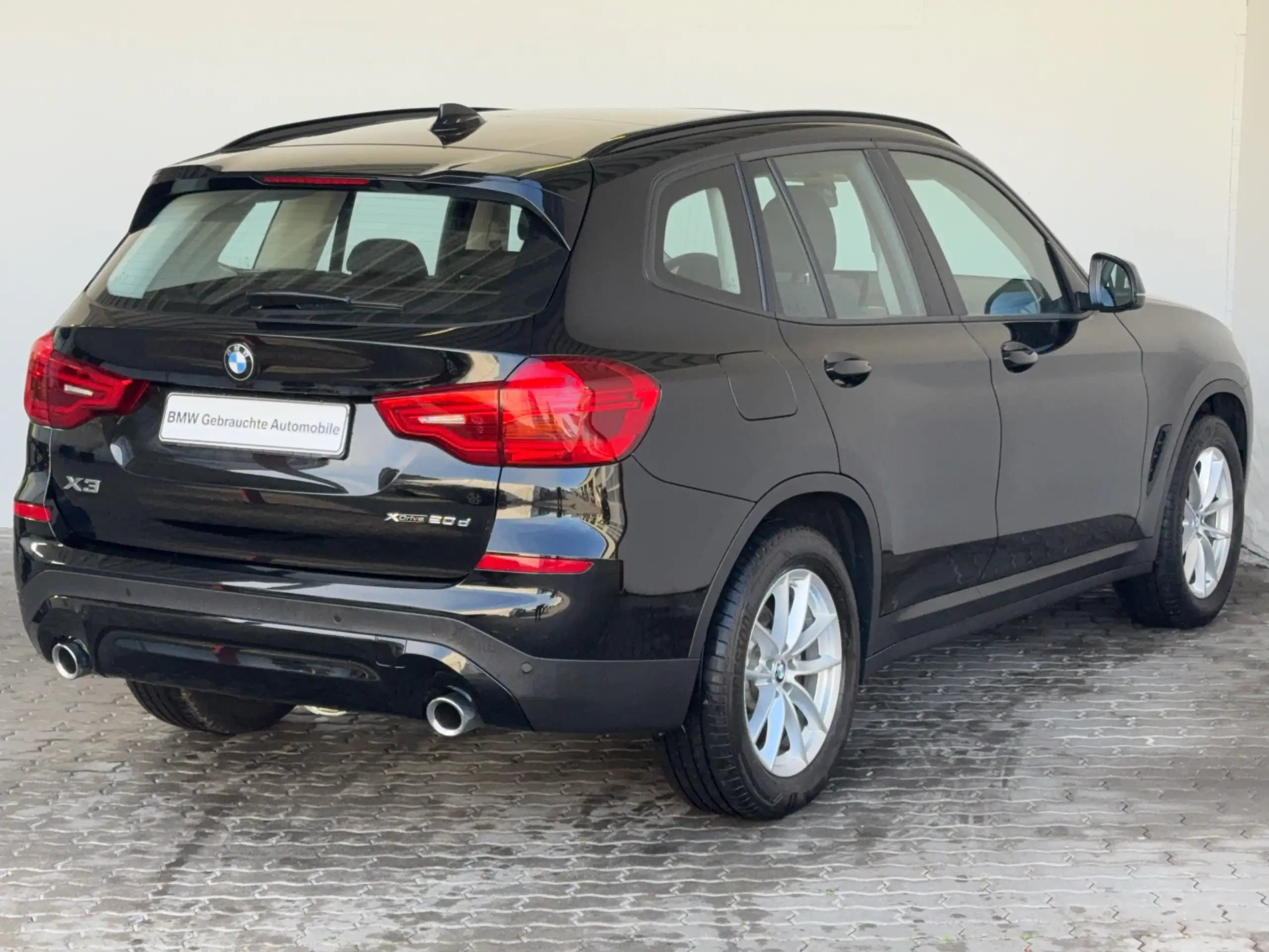 BMW - X3