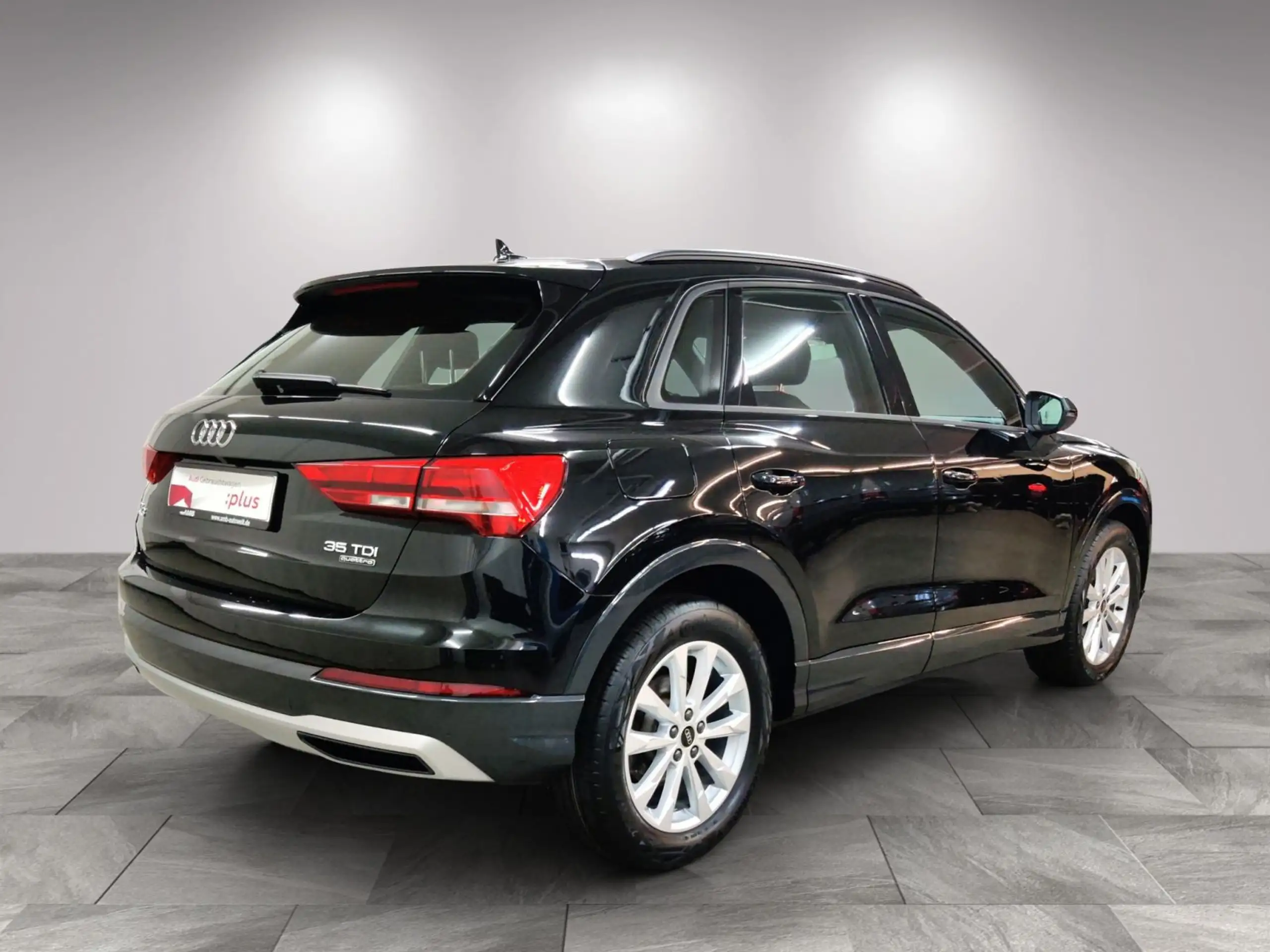 Audi - Q3