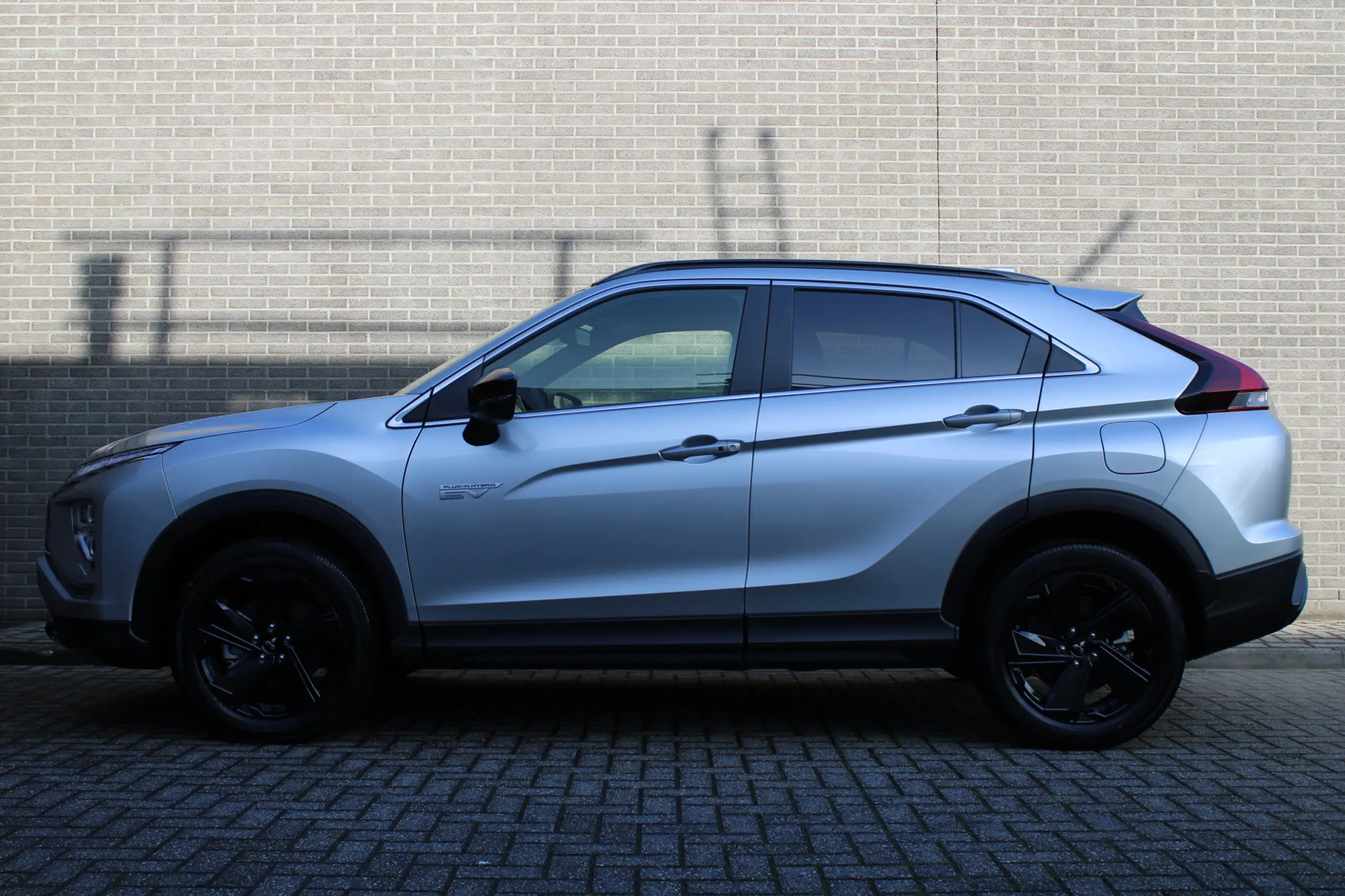 Mitsubishi - Eclipse Cross