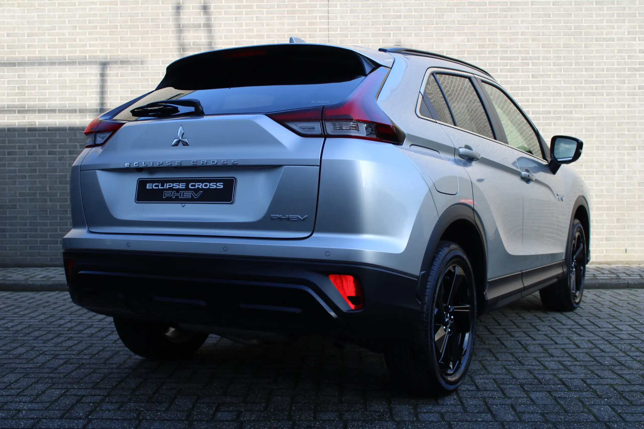 Mitsubishi - Eclipse Cross