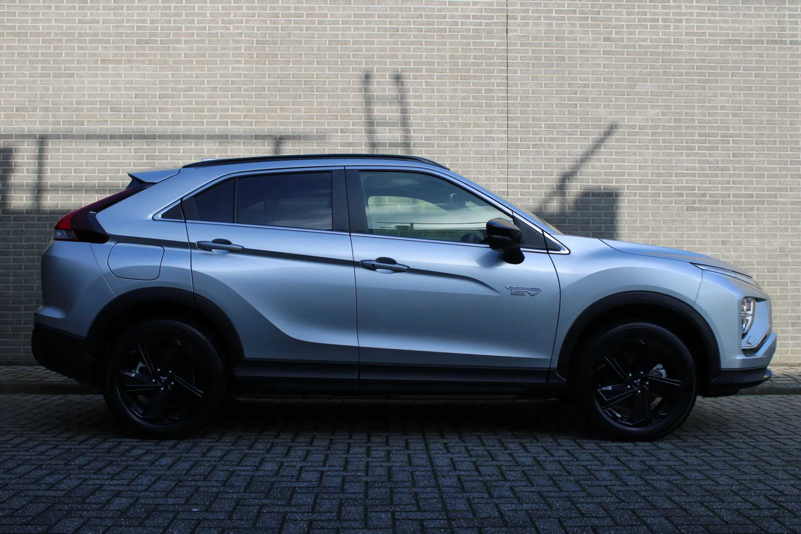 Mitsubishi - Eclipse Cross