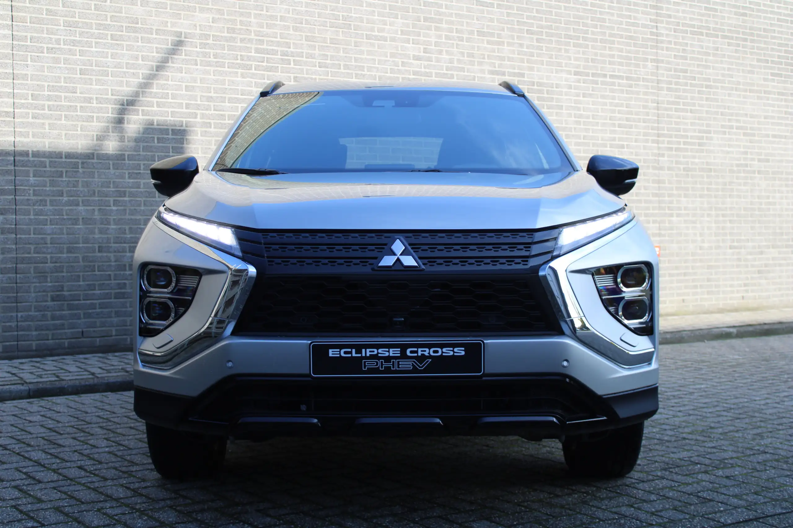 Mitsubishi - Eclipse Cross