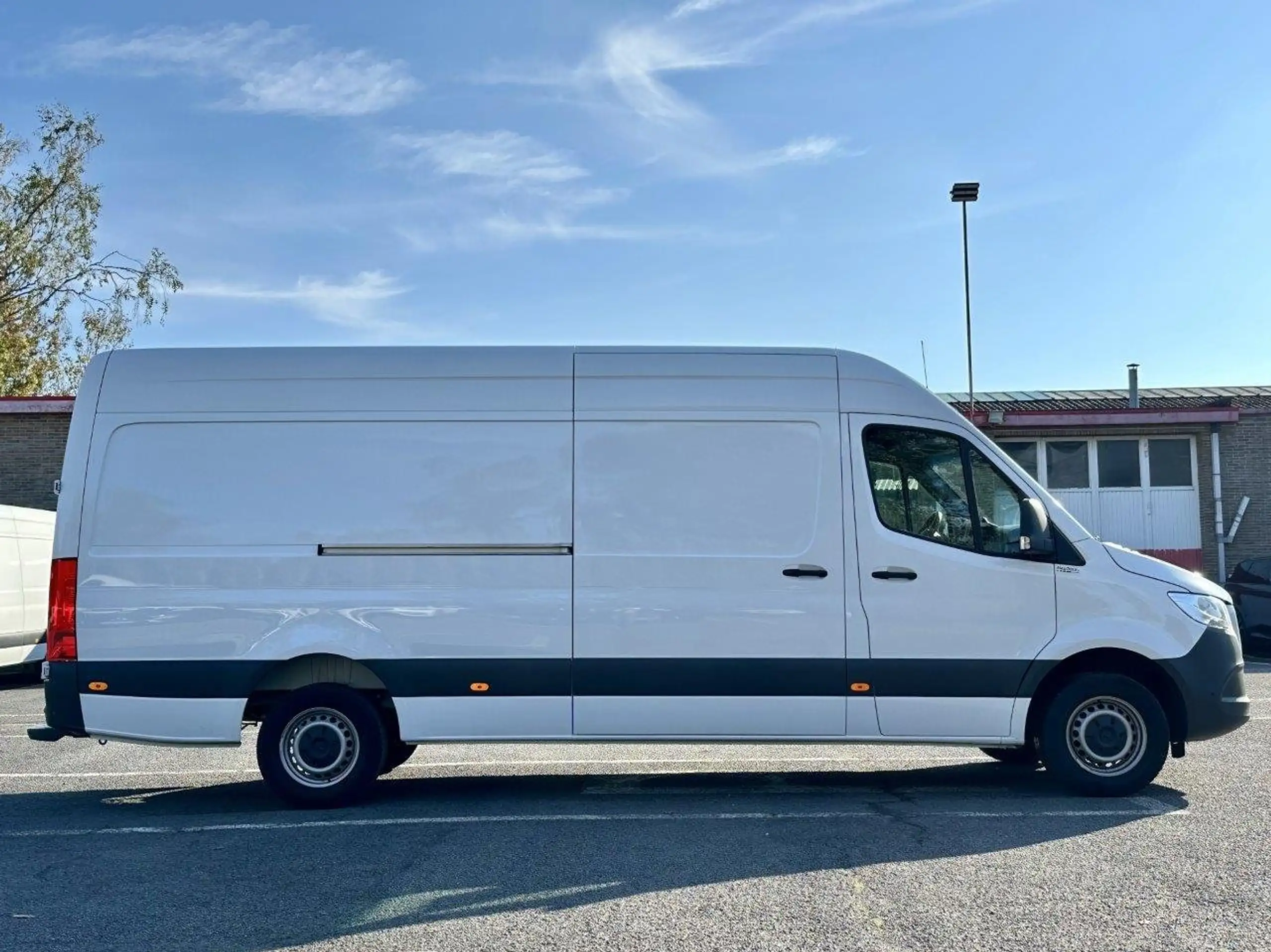 Mercedes-Benz - Sprinter