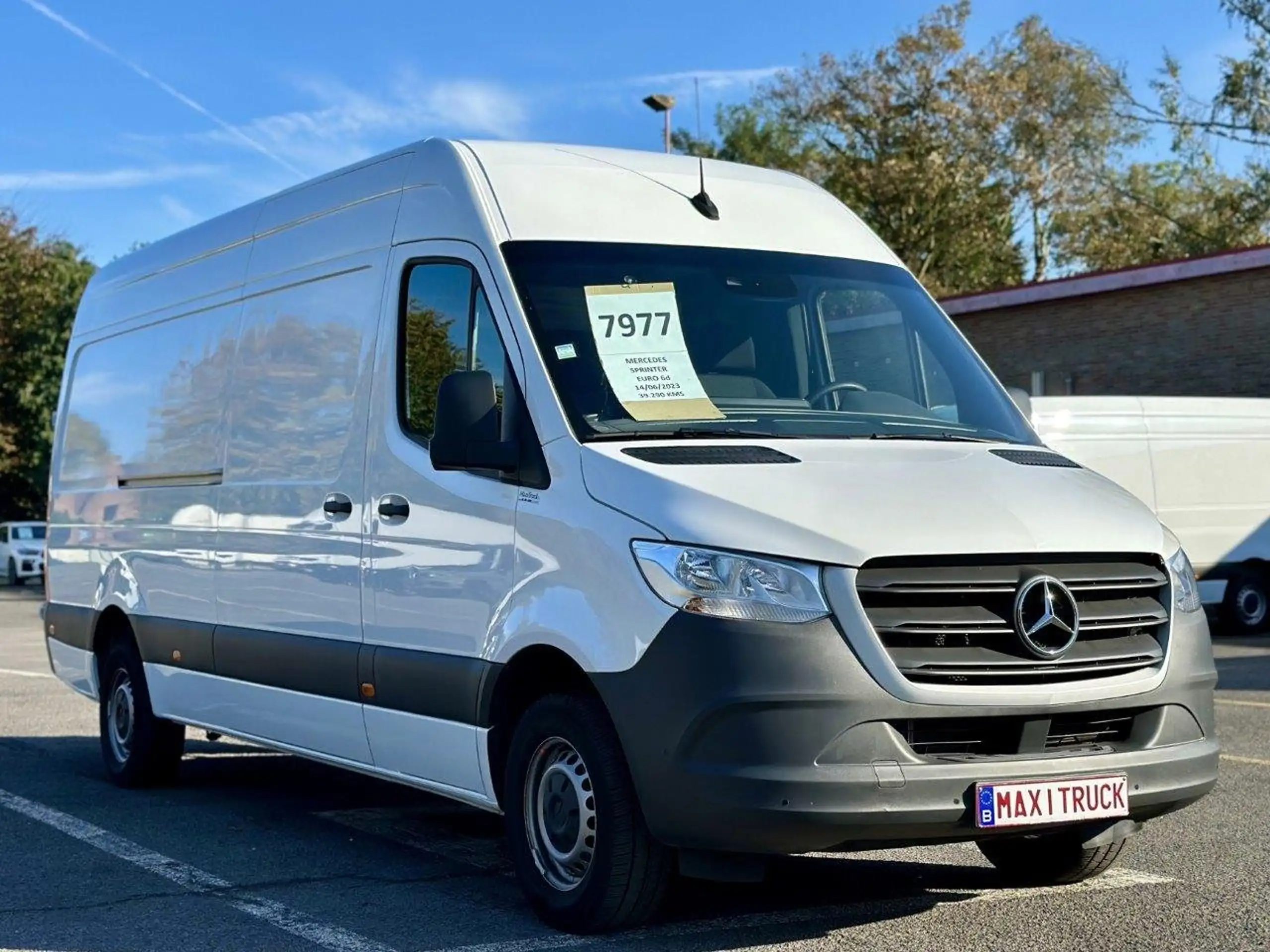 Mercedes-Benz - Sprinter