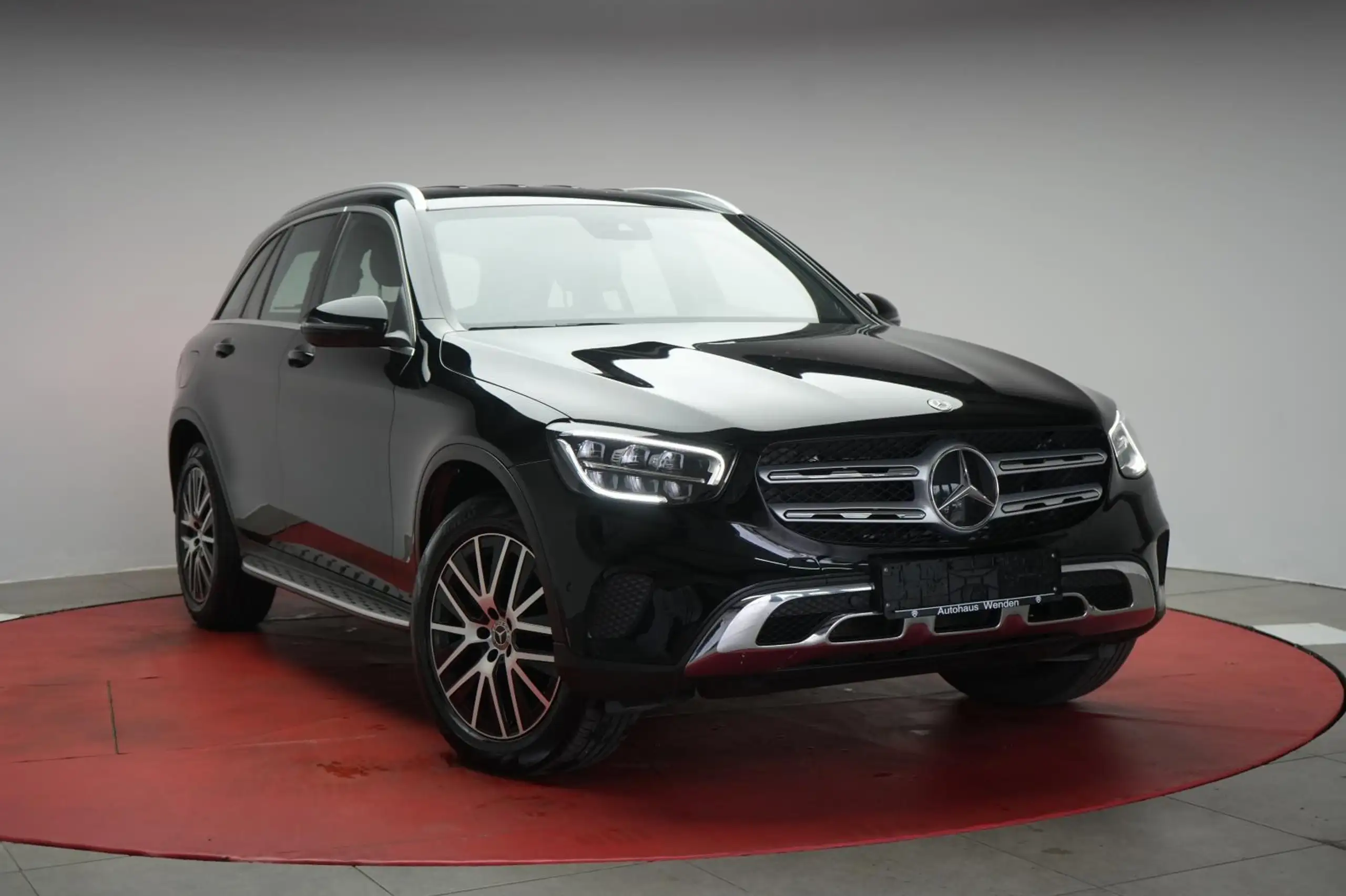 Mercedes-Benz GLC 400 2021