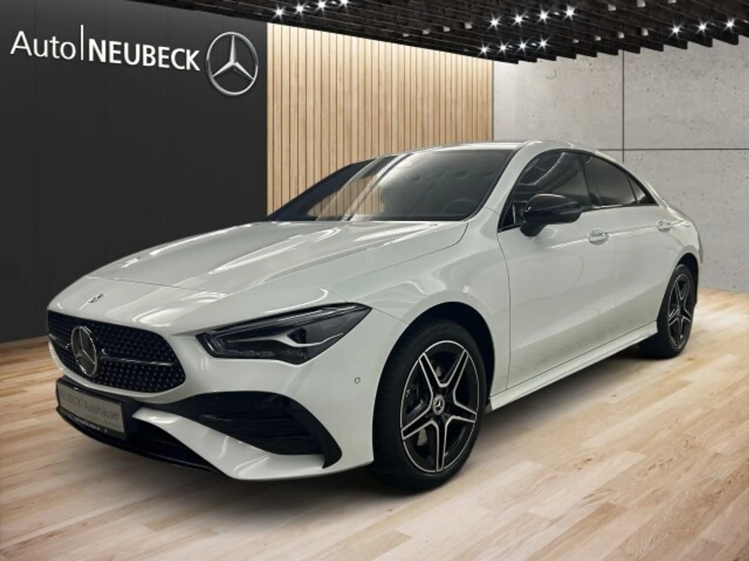 Mercedes-Benz - CLA 250