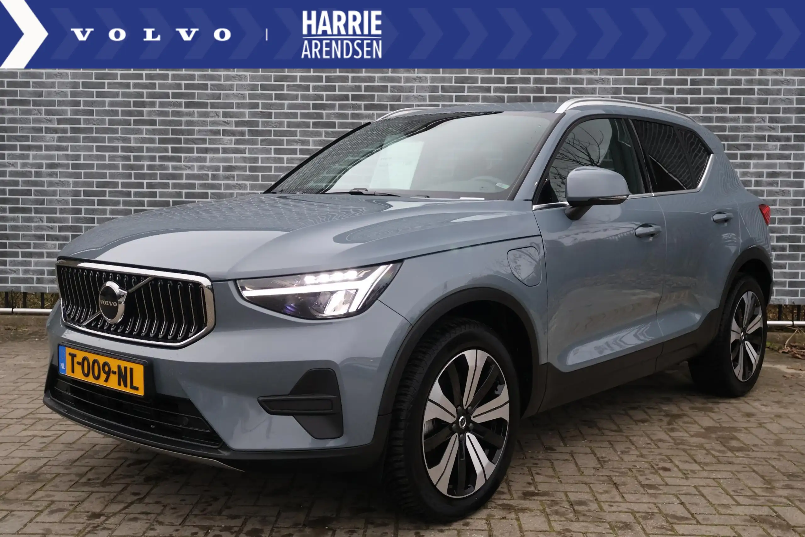 Volvo - XC40