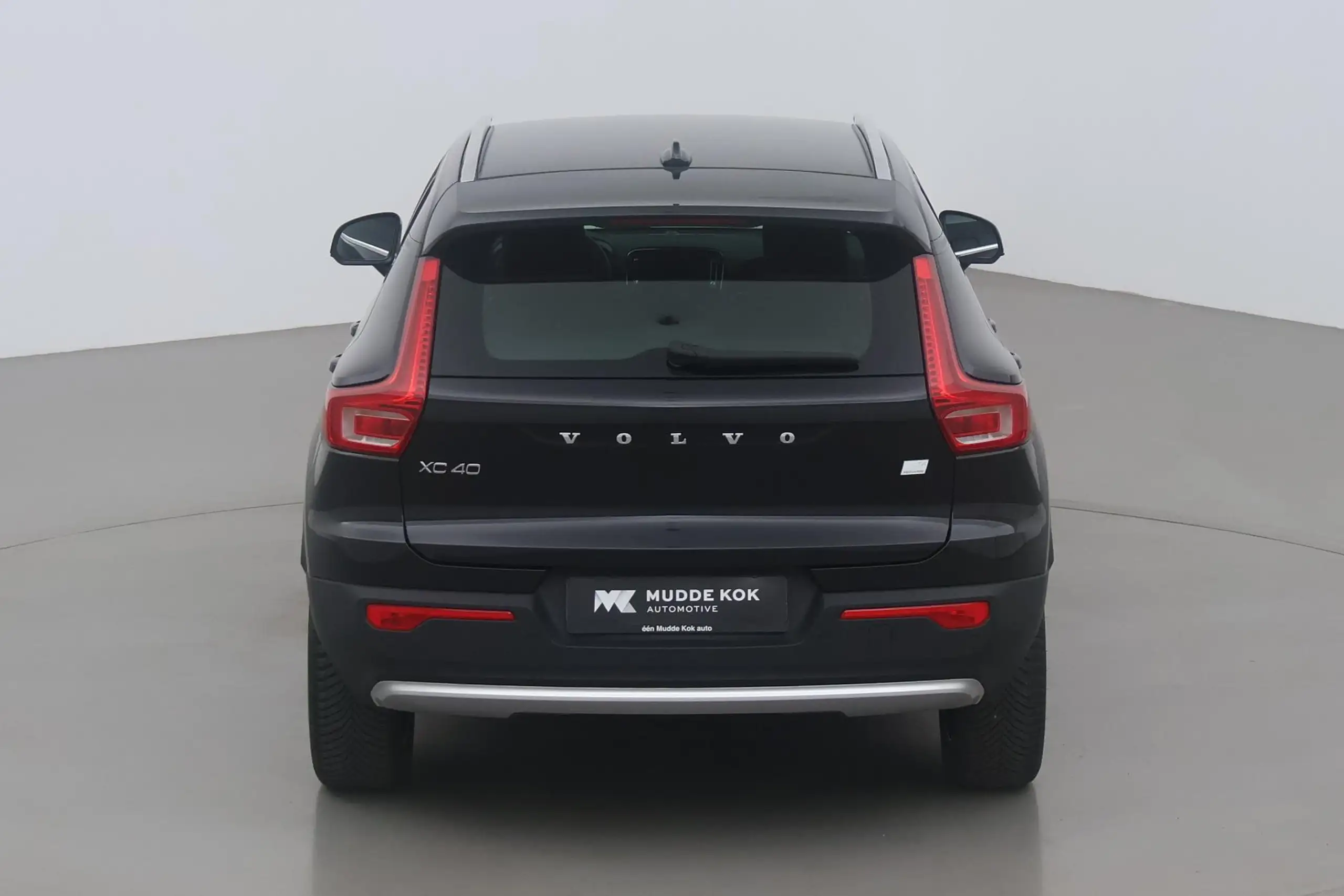 Volvo - XC40