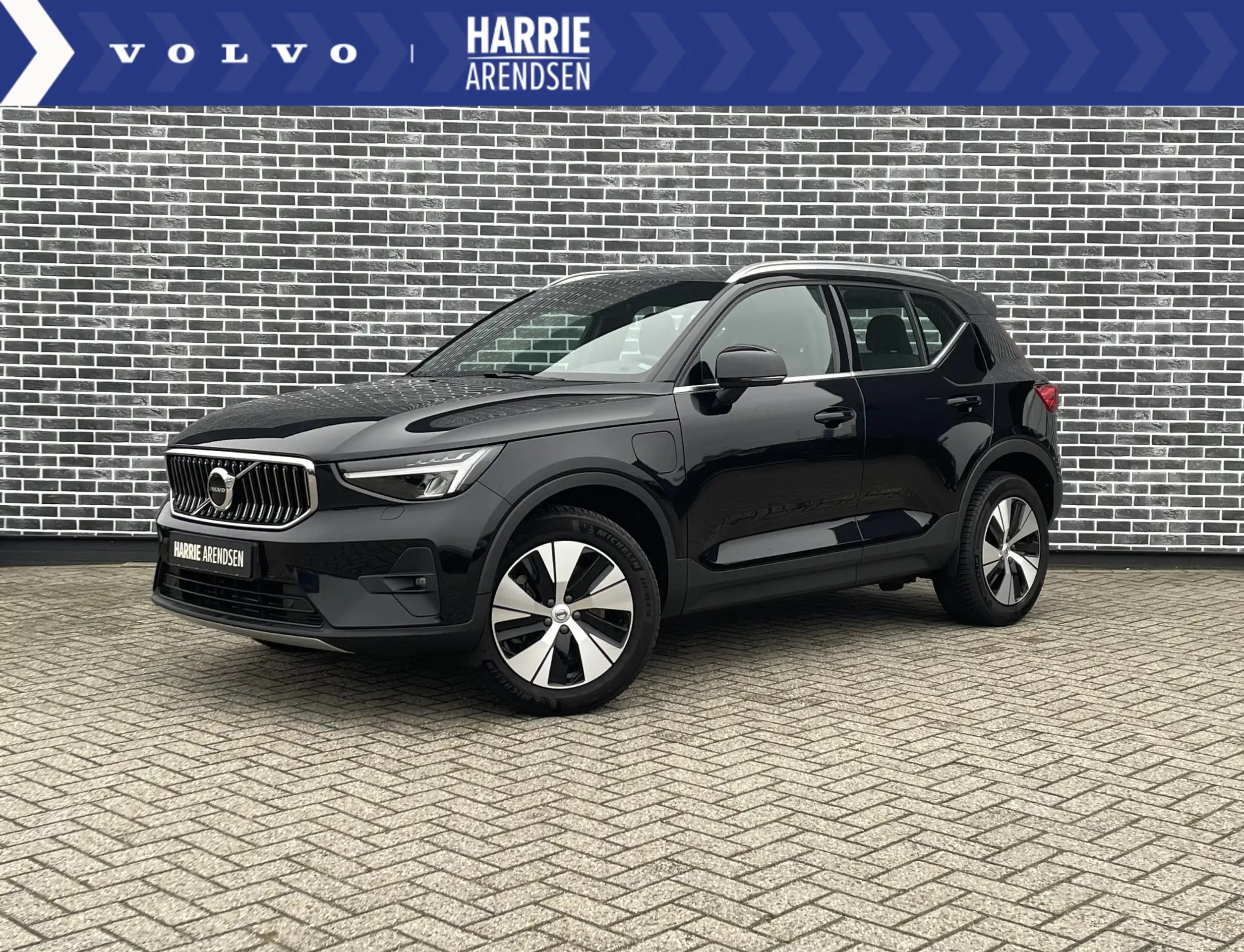 Volvo - XC40