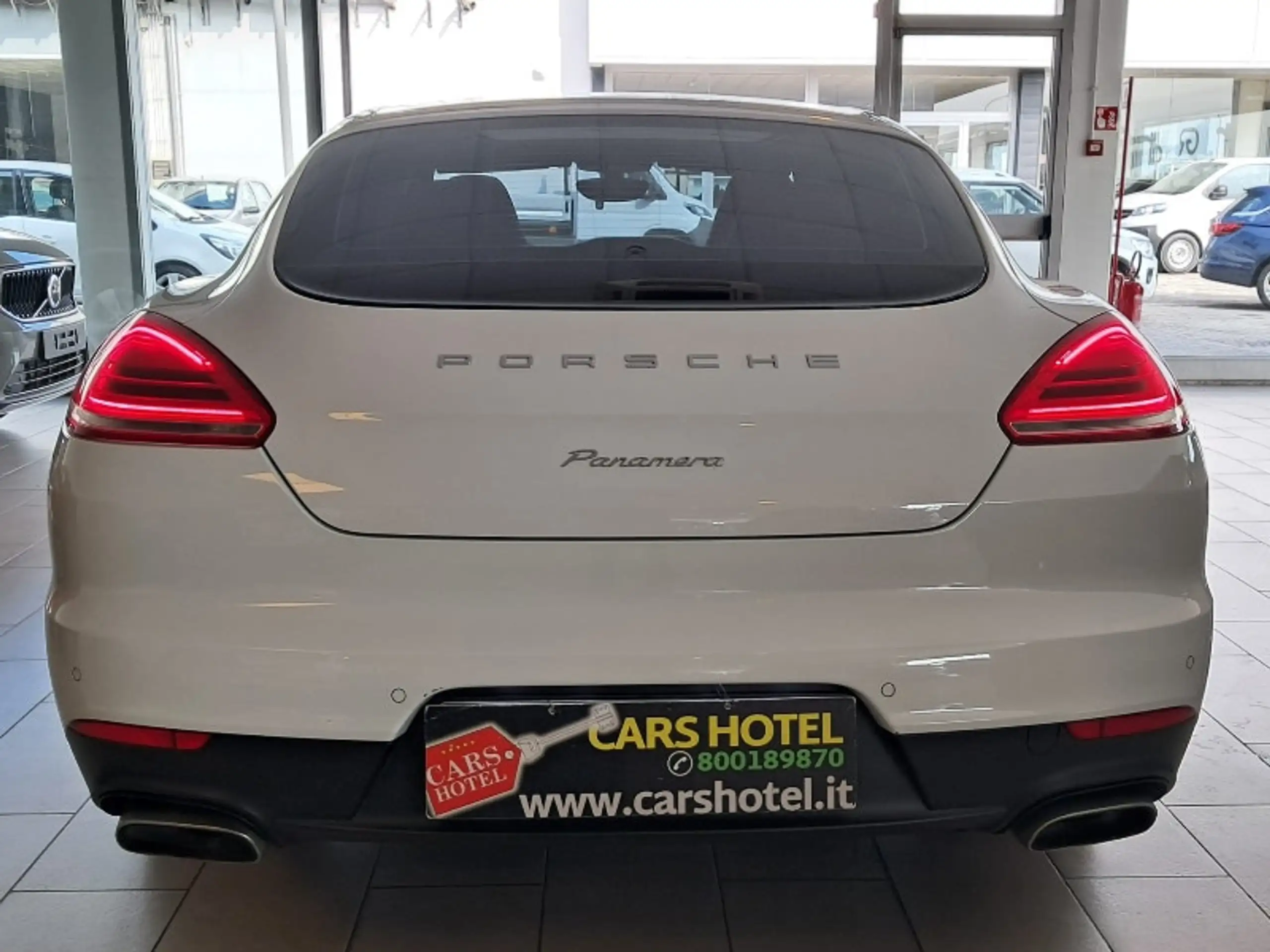 Porsche - Panamera