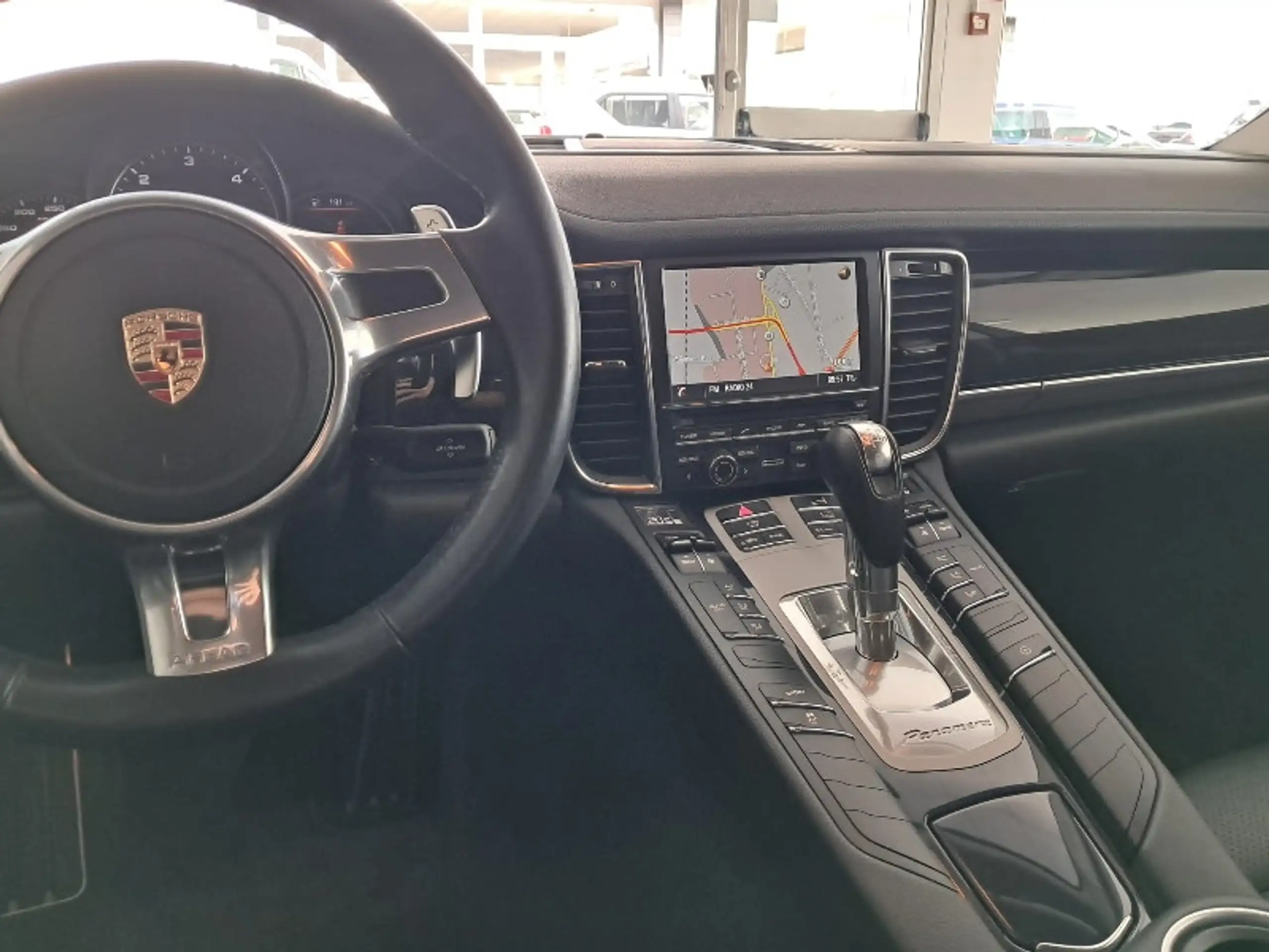 Porsche - Panamera