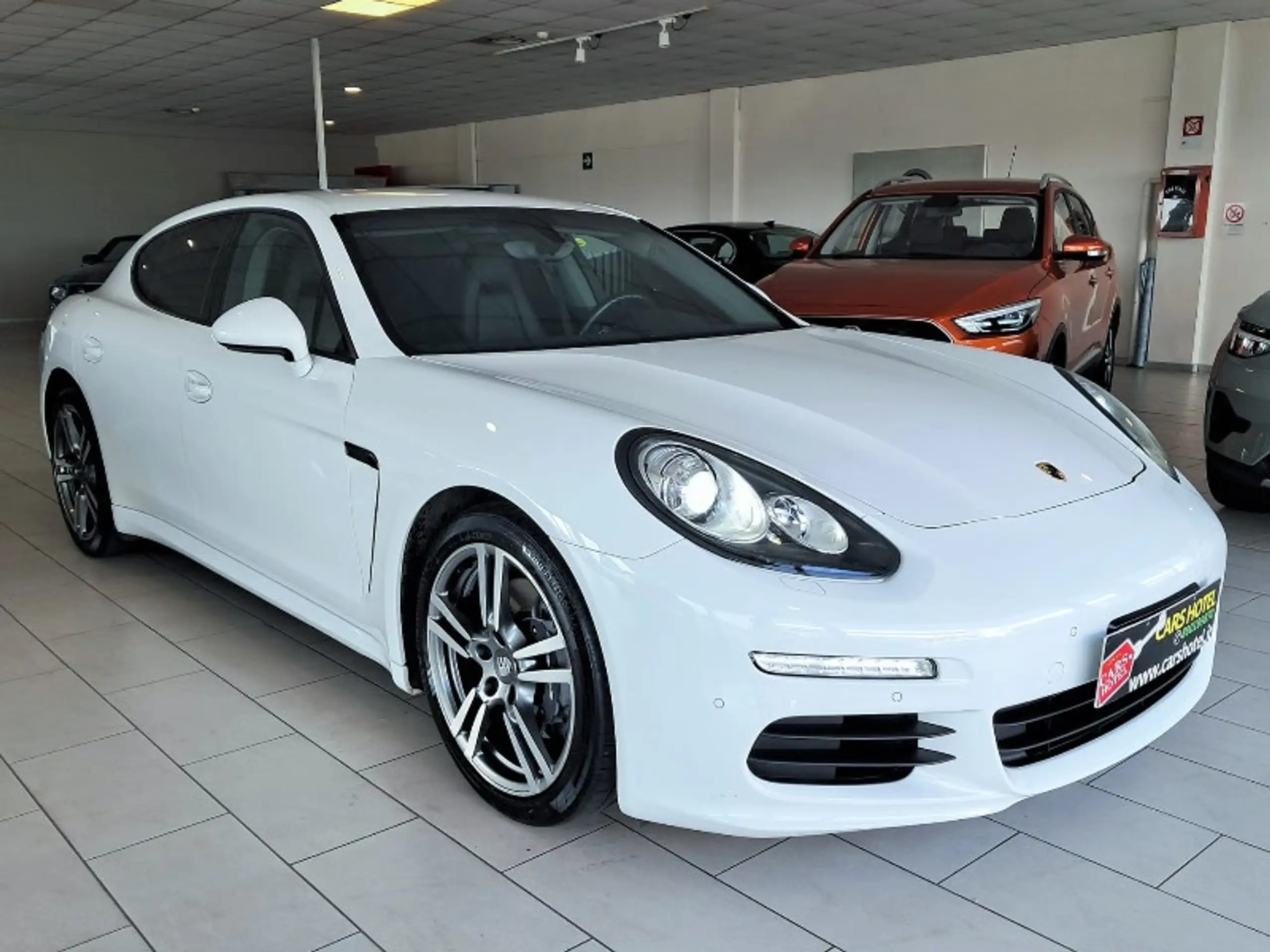 Porsche - Panamera