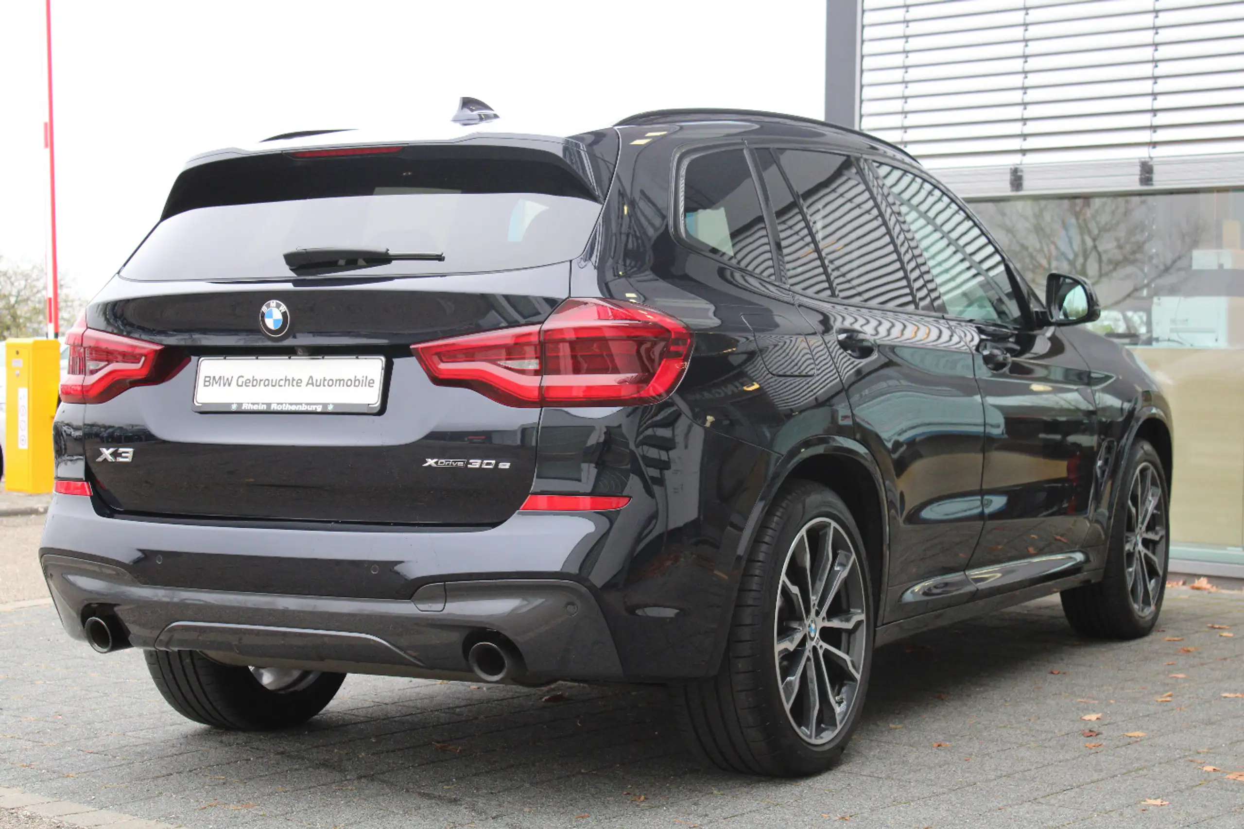 BMW - X3