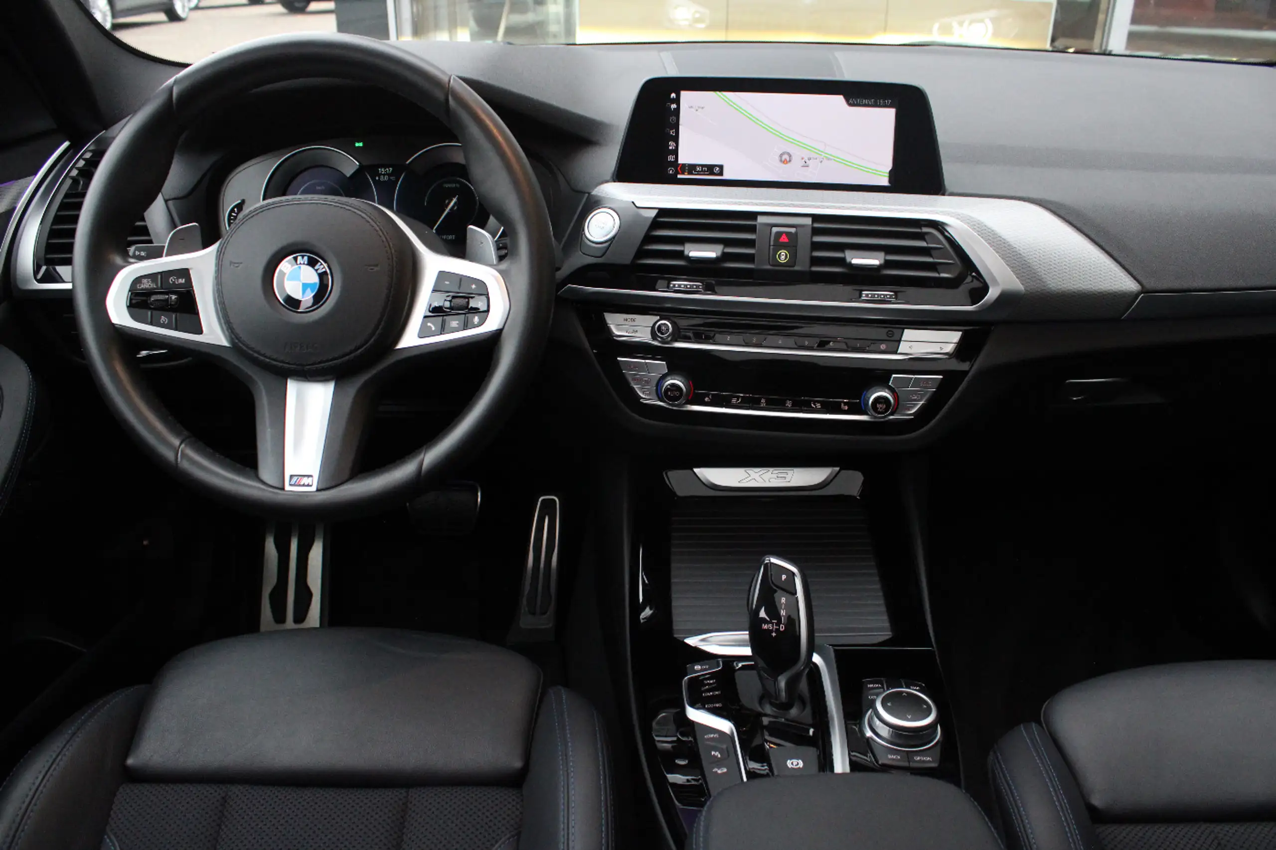 BMW - X3