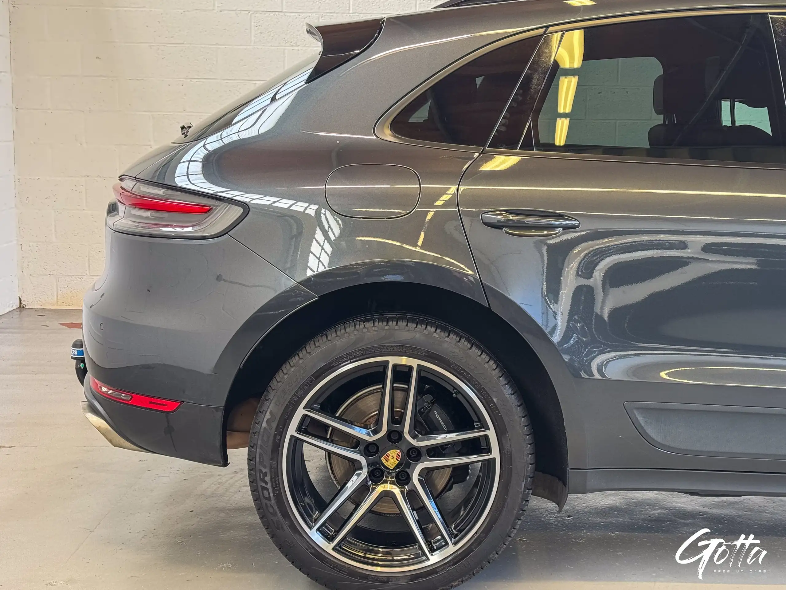 Porsche - Macan