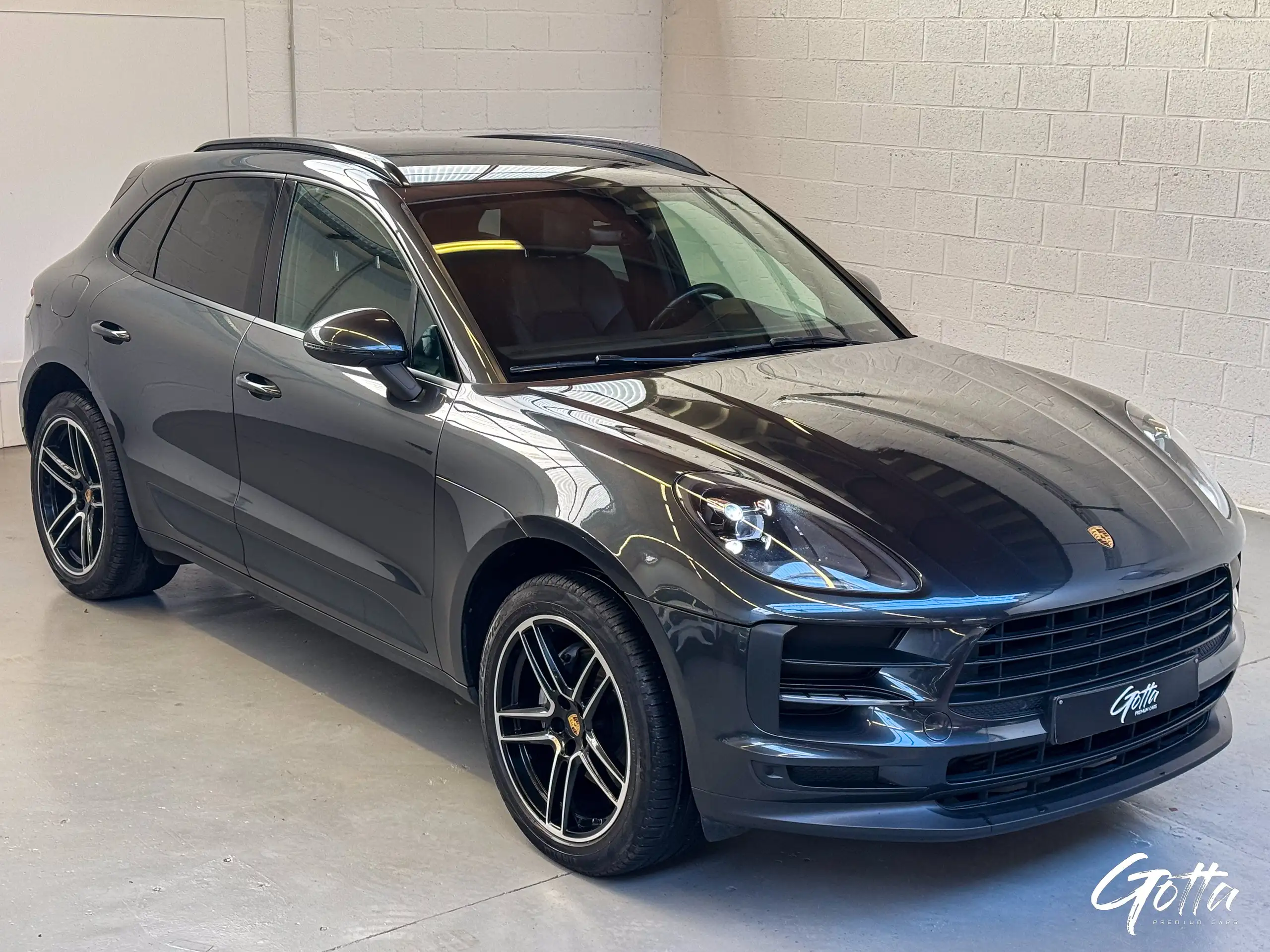 Porsche - Macan