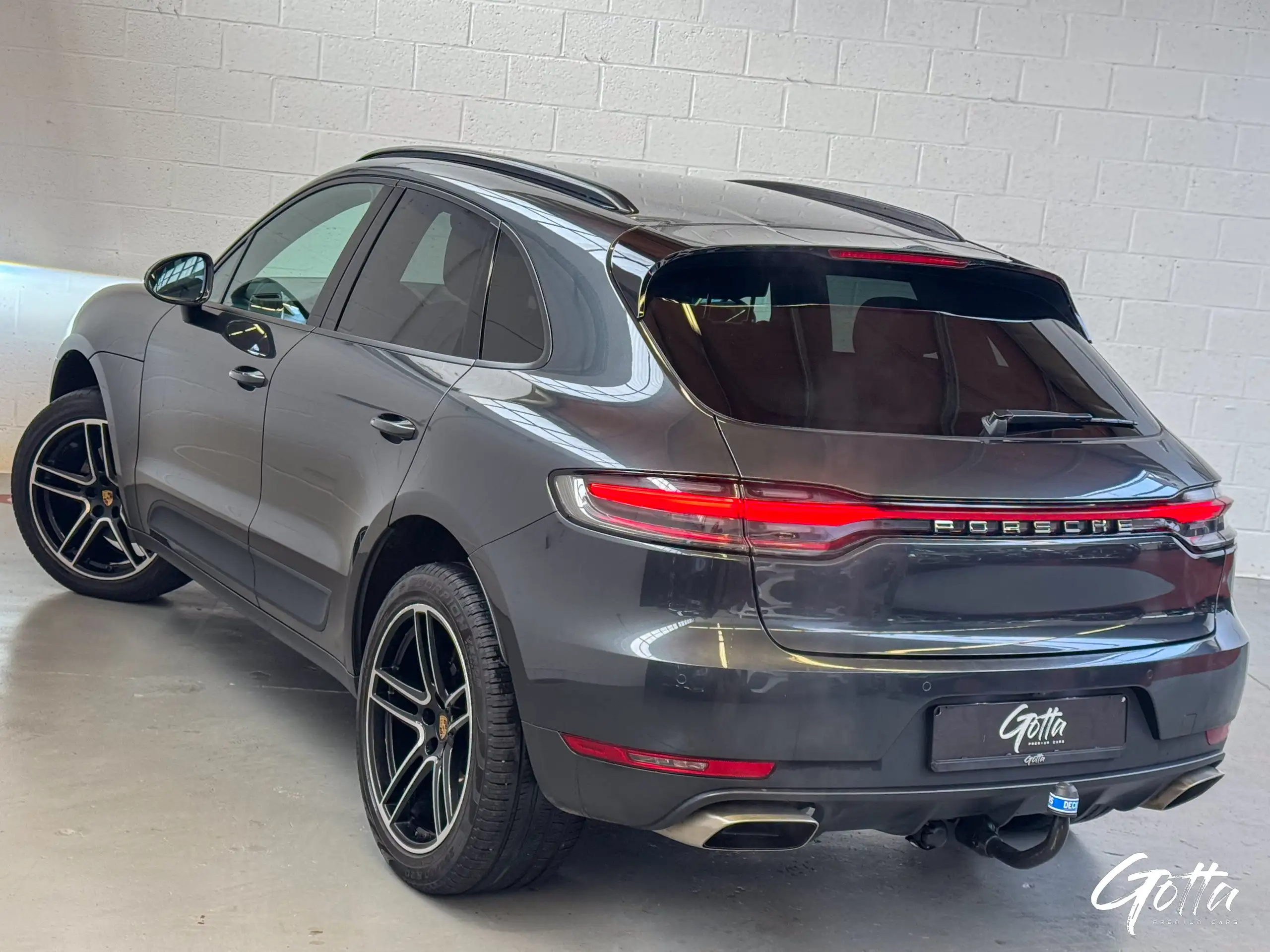 Porsche - Macan