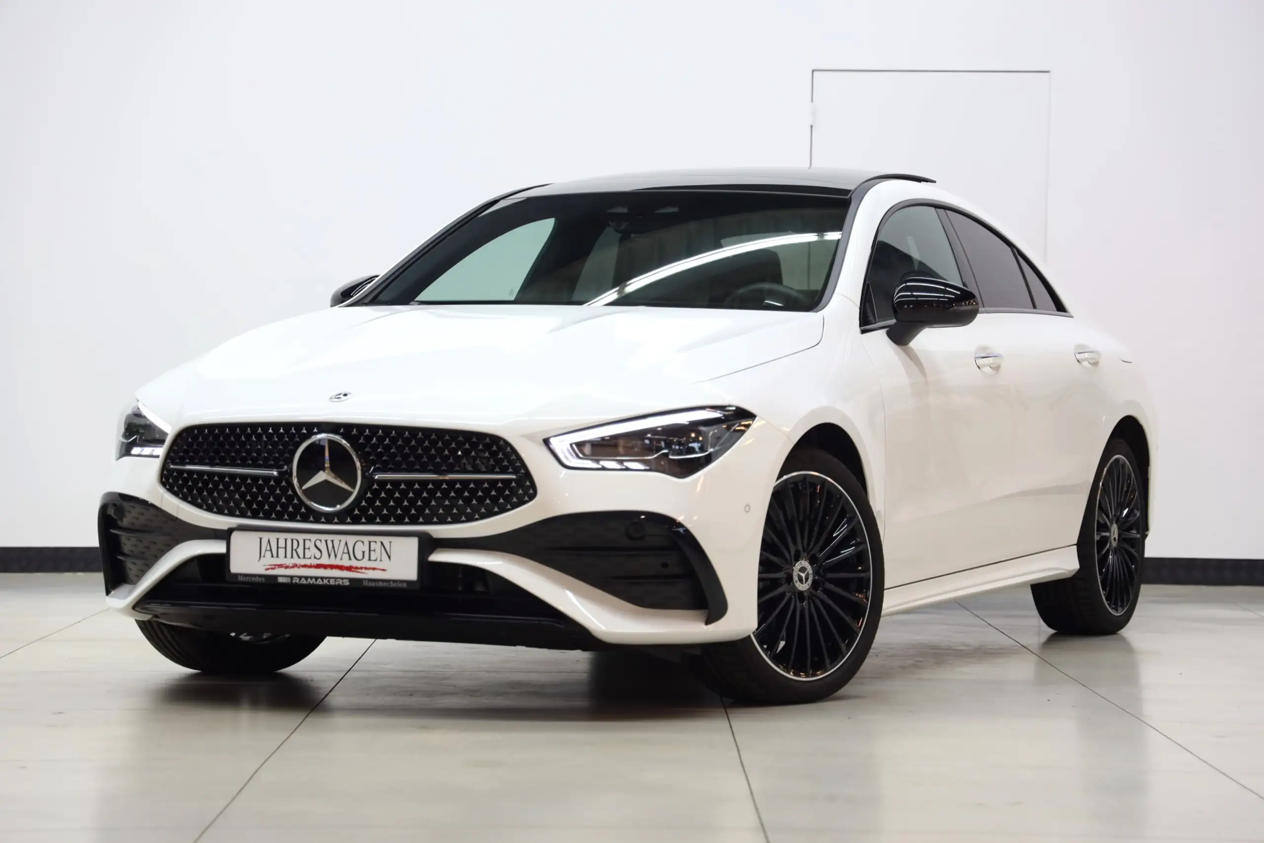 Mercedes-Benz - CLA 250