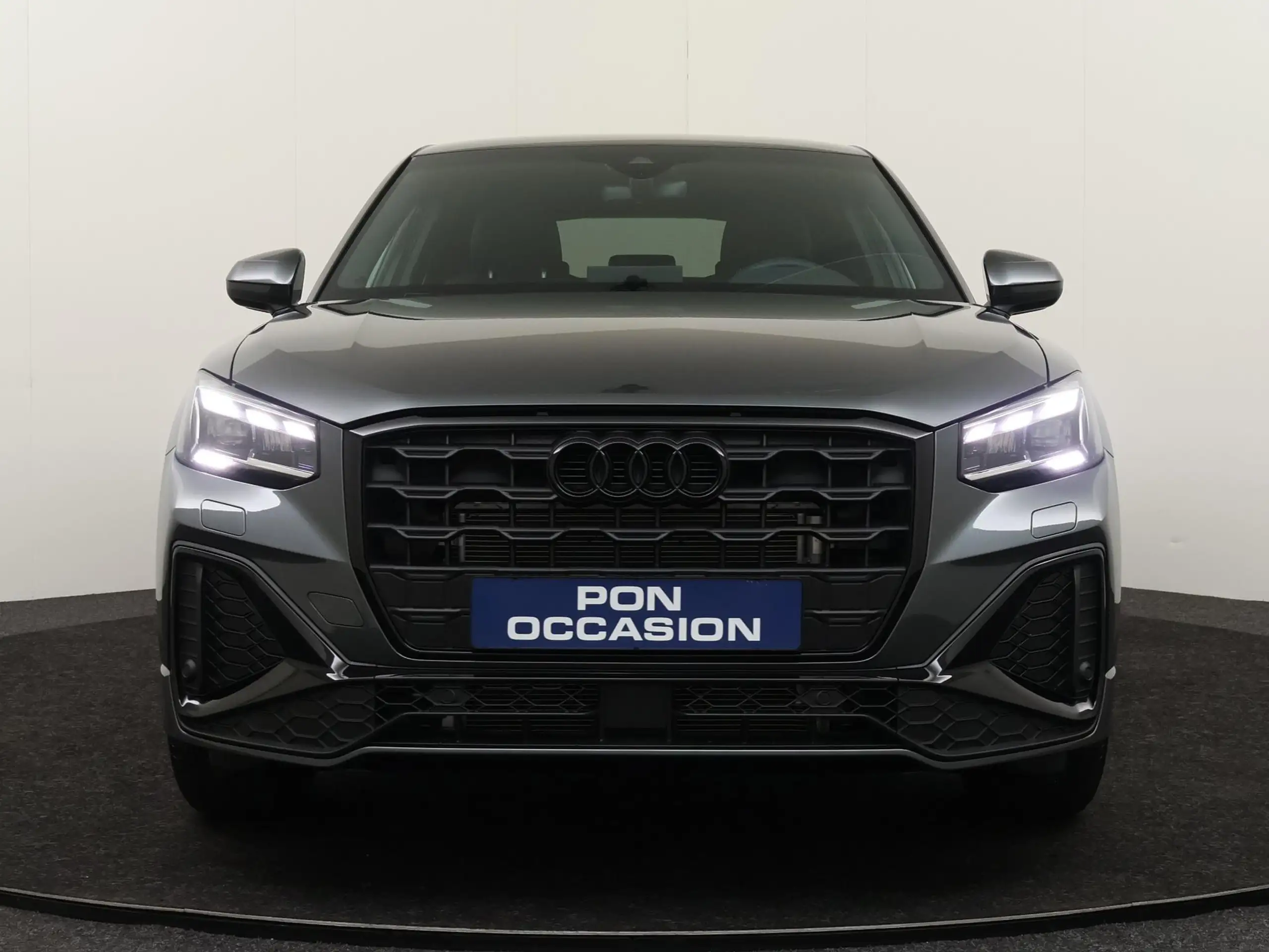 Audi - Q2