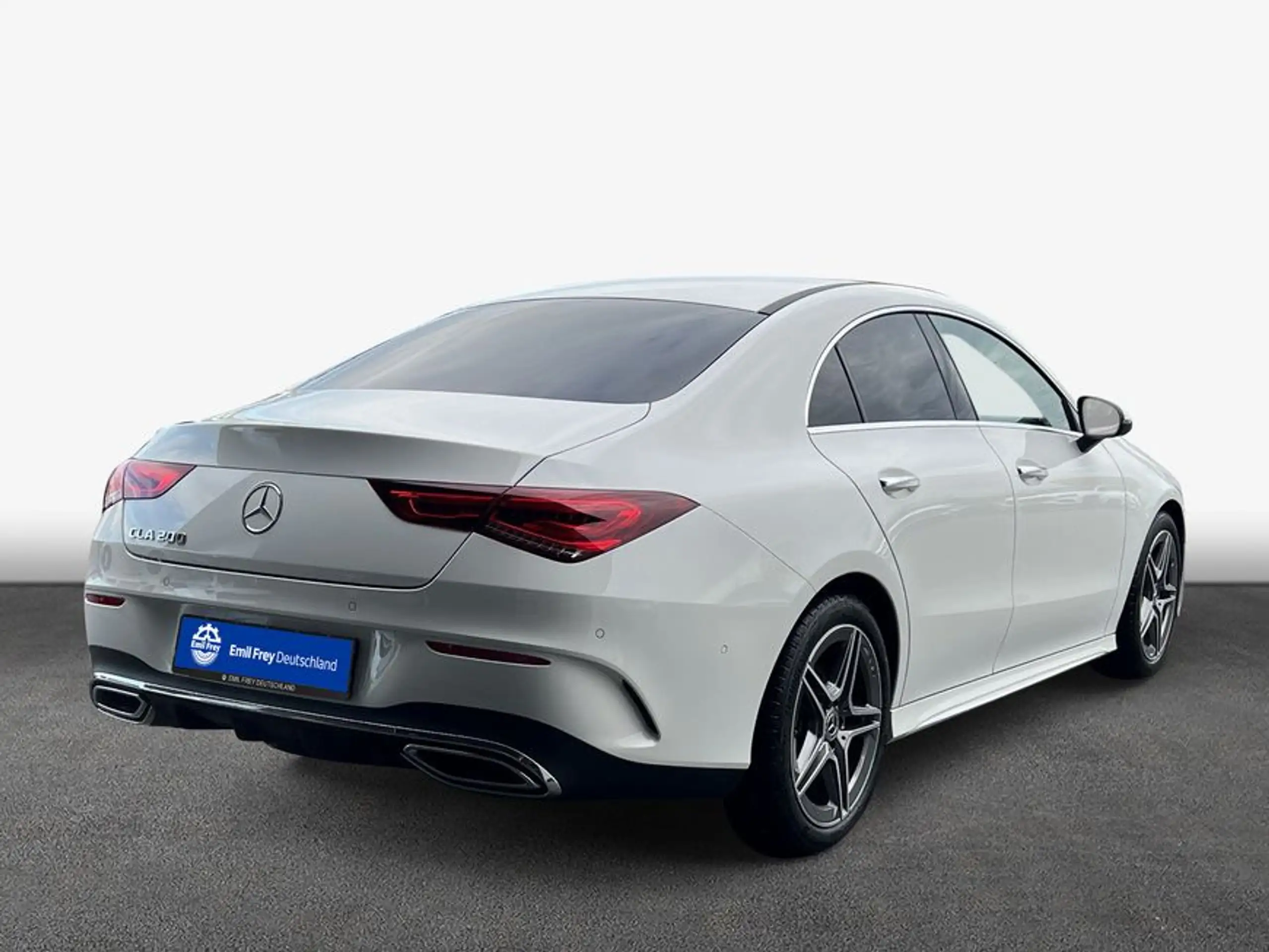 Mercedes-Benz - CLA 200