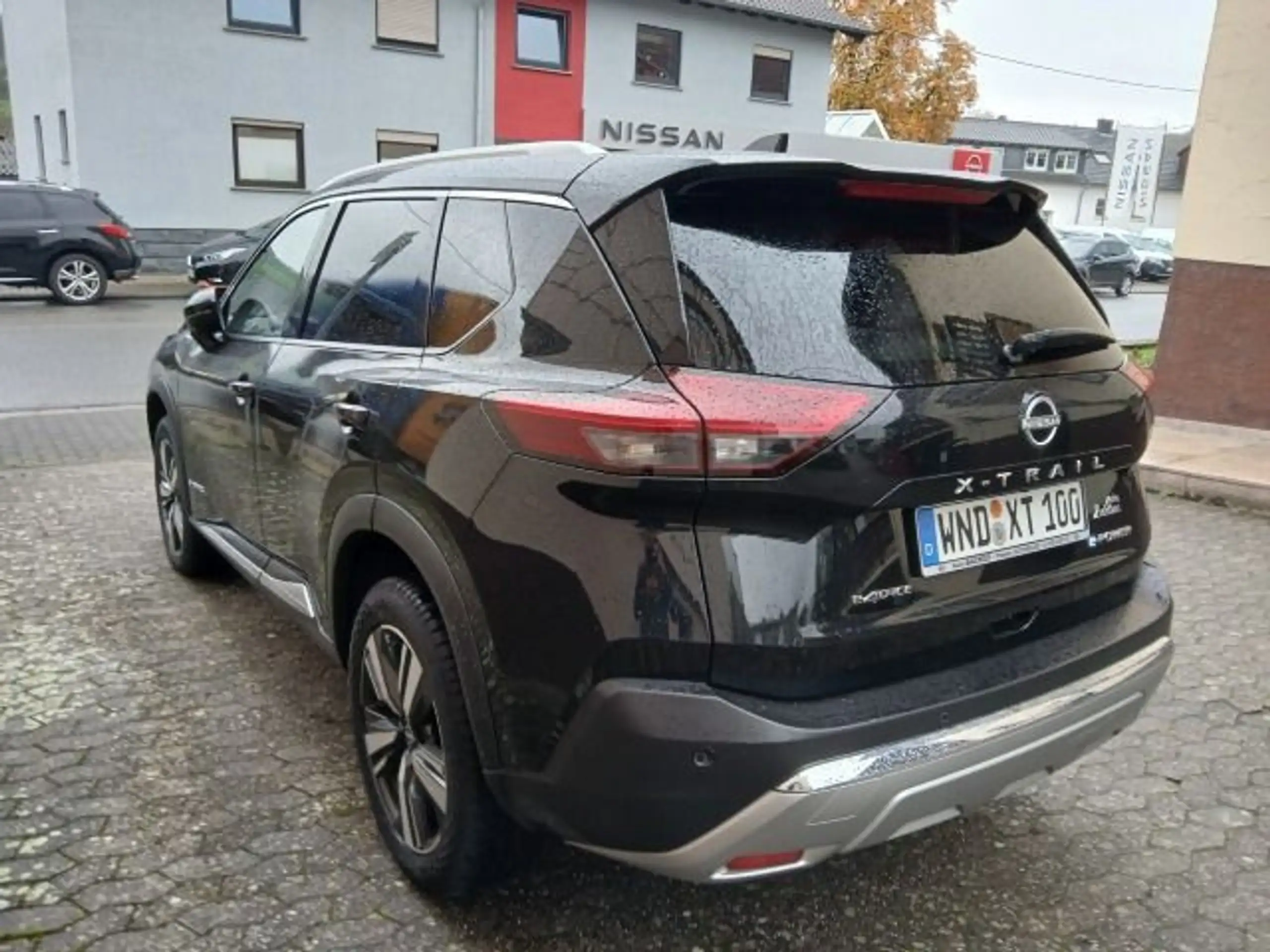 Nissan - X-Trail