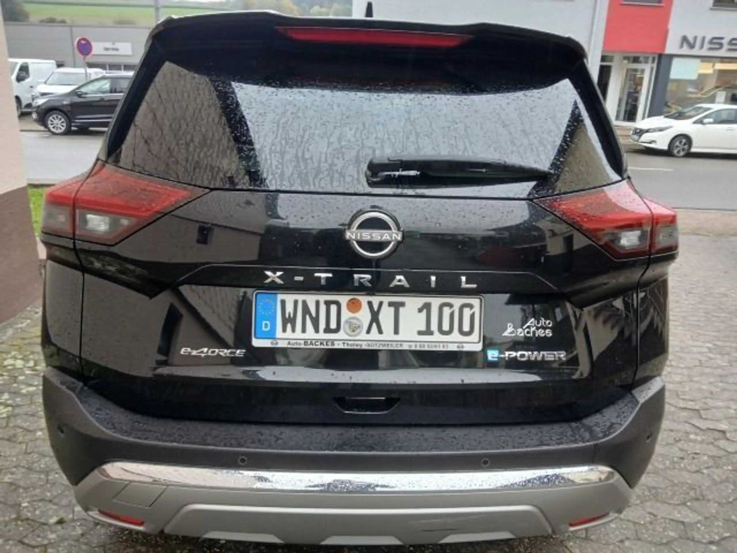 Nissan - X-Trail