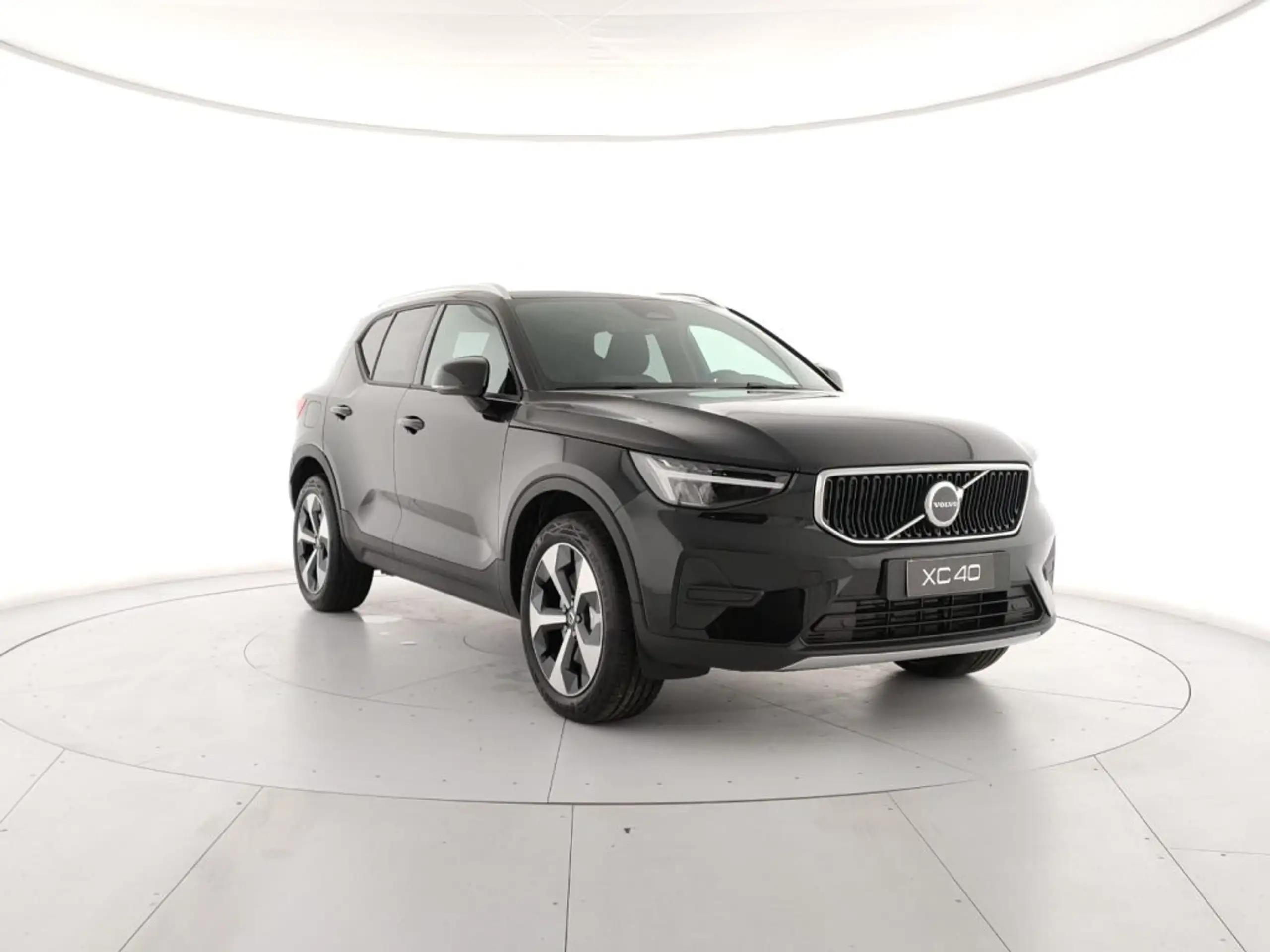 Volvo - XC40