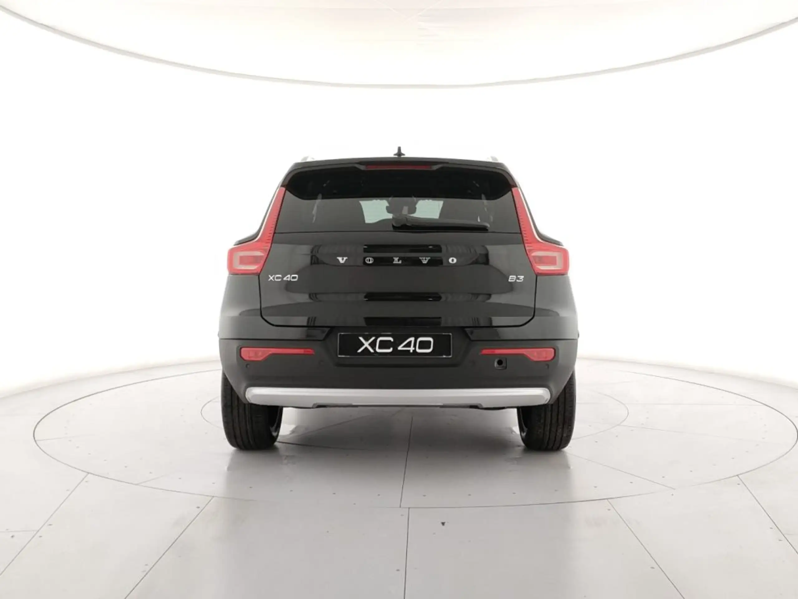 Volvo - XC40