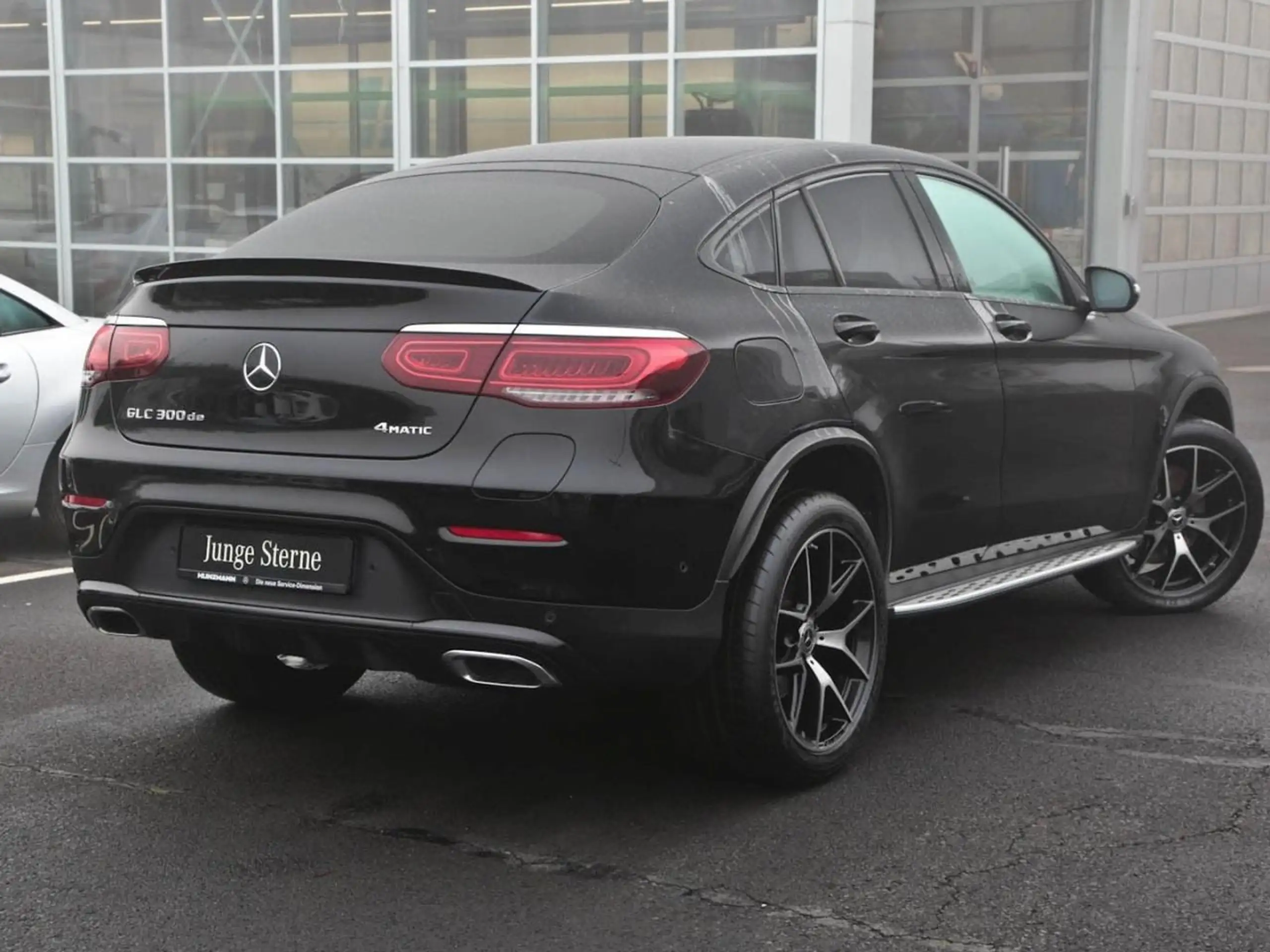 Mercedes-Benz - GLC 300