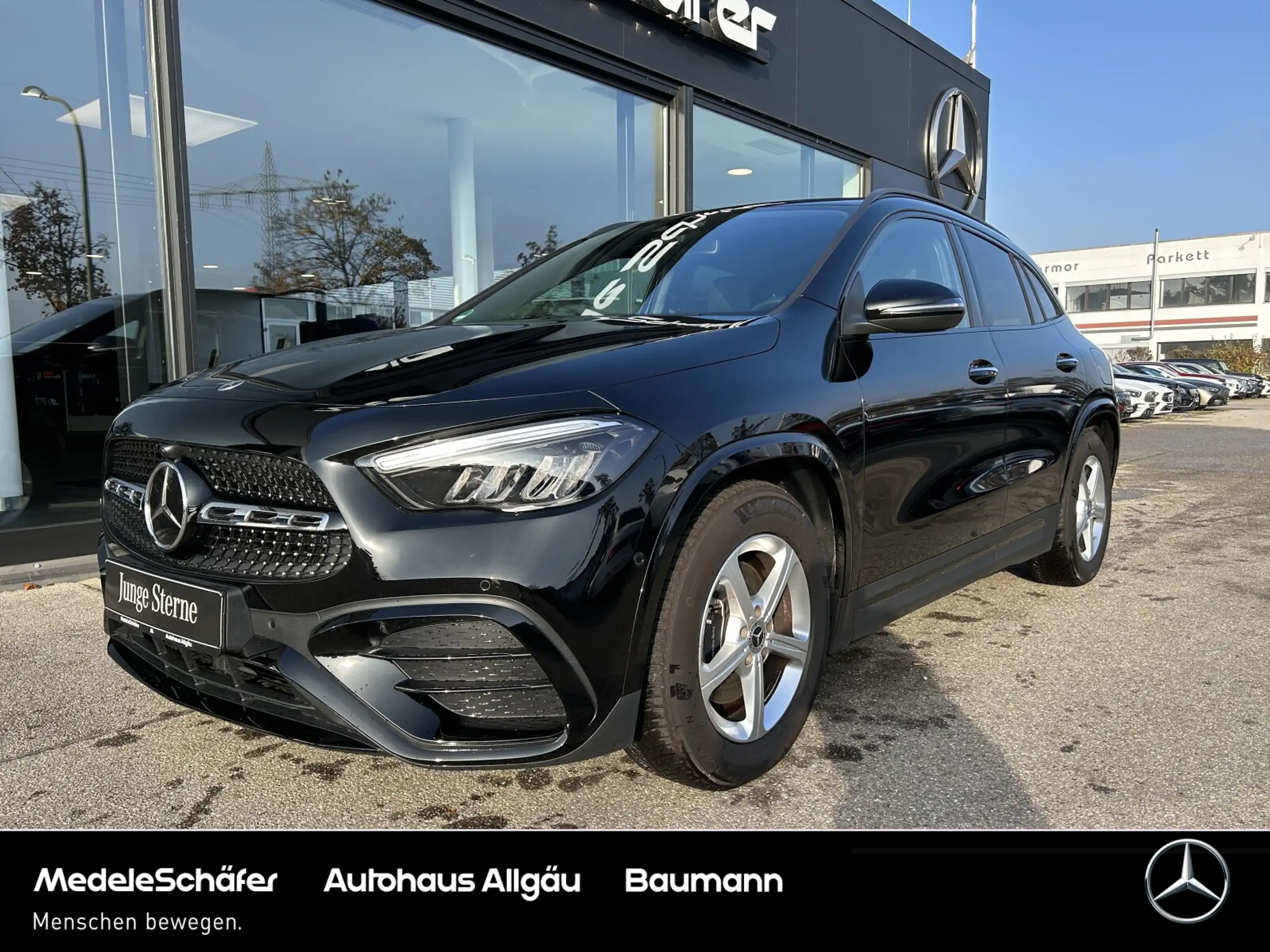 Mercedes-Benz - GLA 200