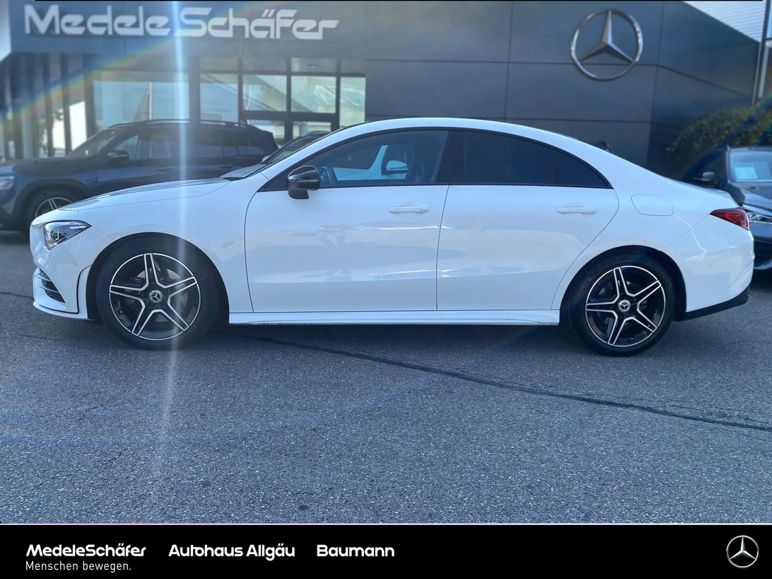 Mercedes-Benz - CLA 220