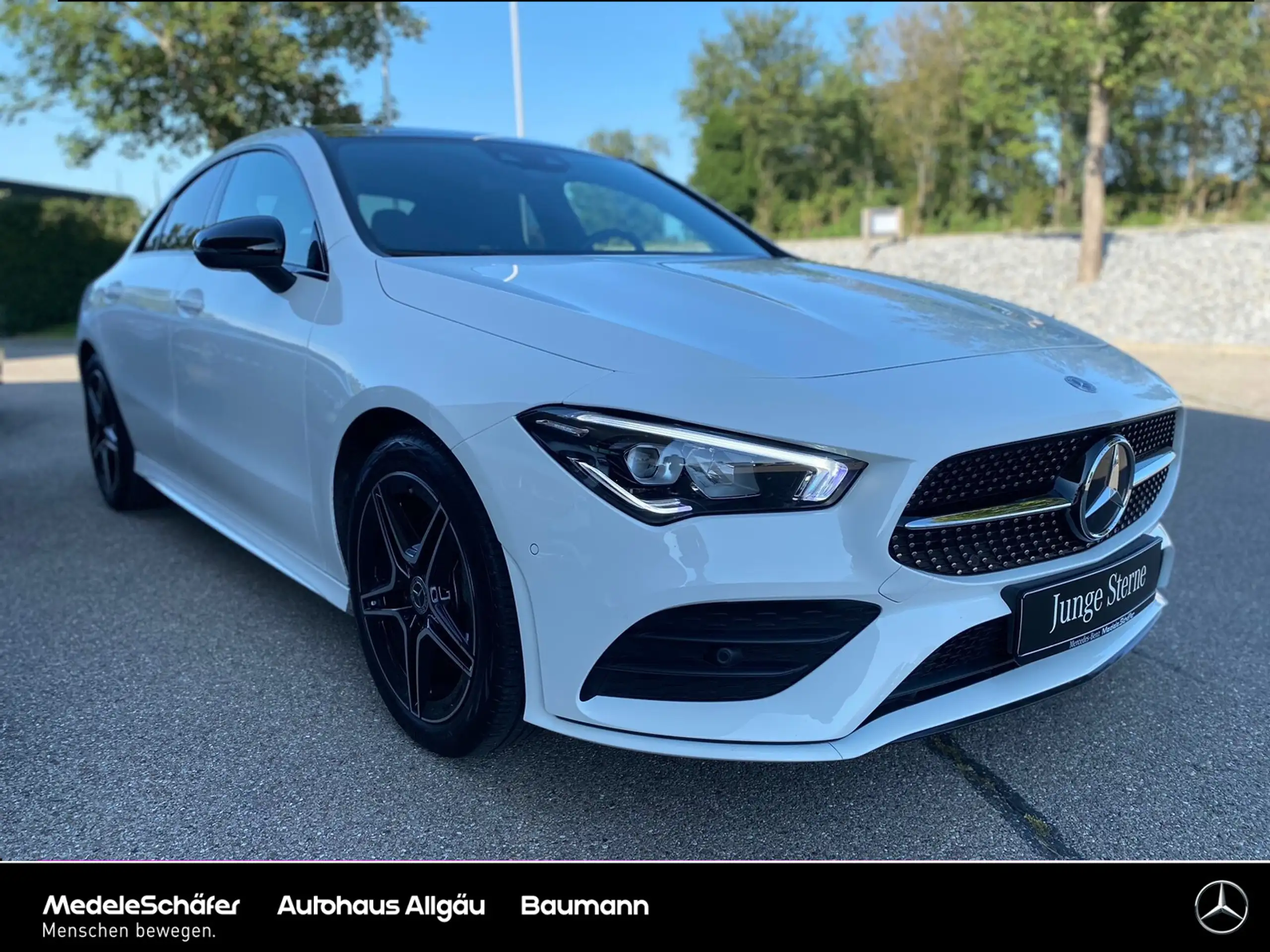 Mercedes-Benz - CLA 220