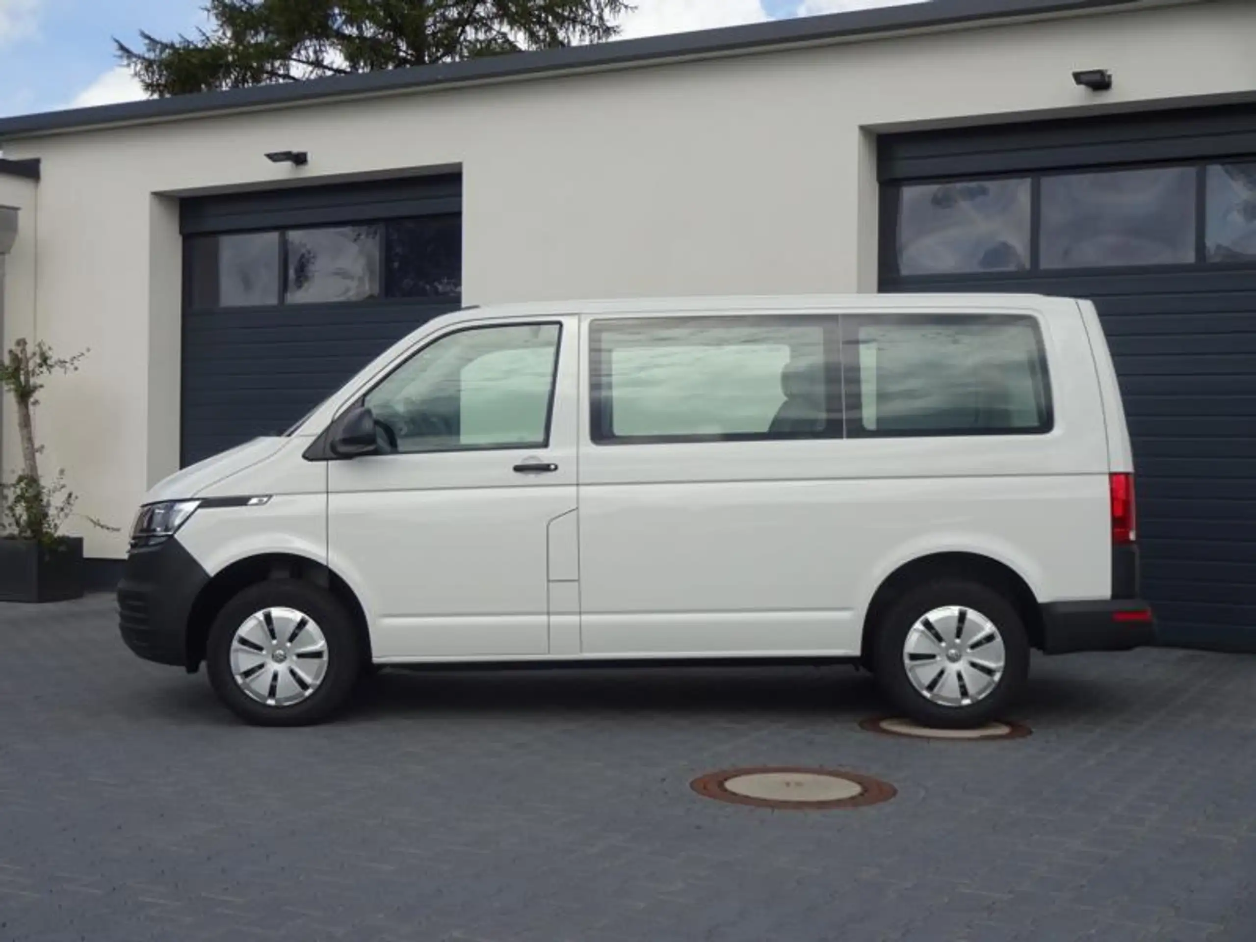 Volkswagen - T6.1 Transporter