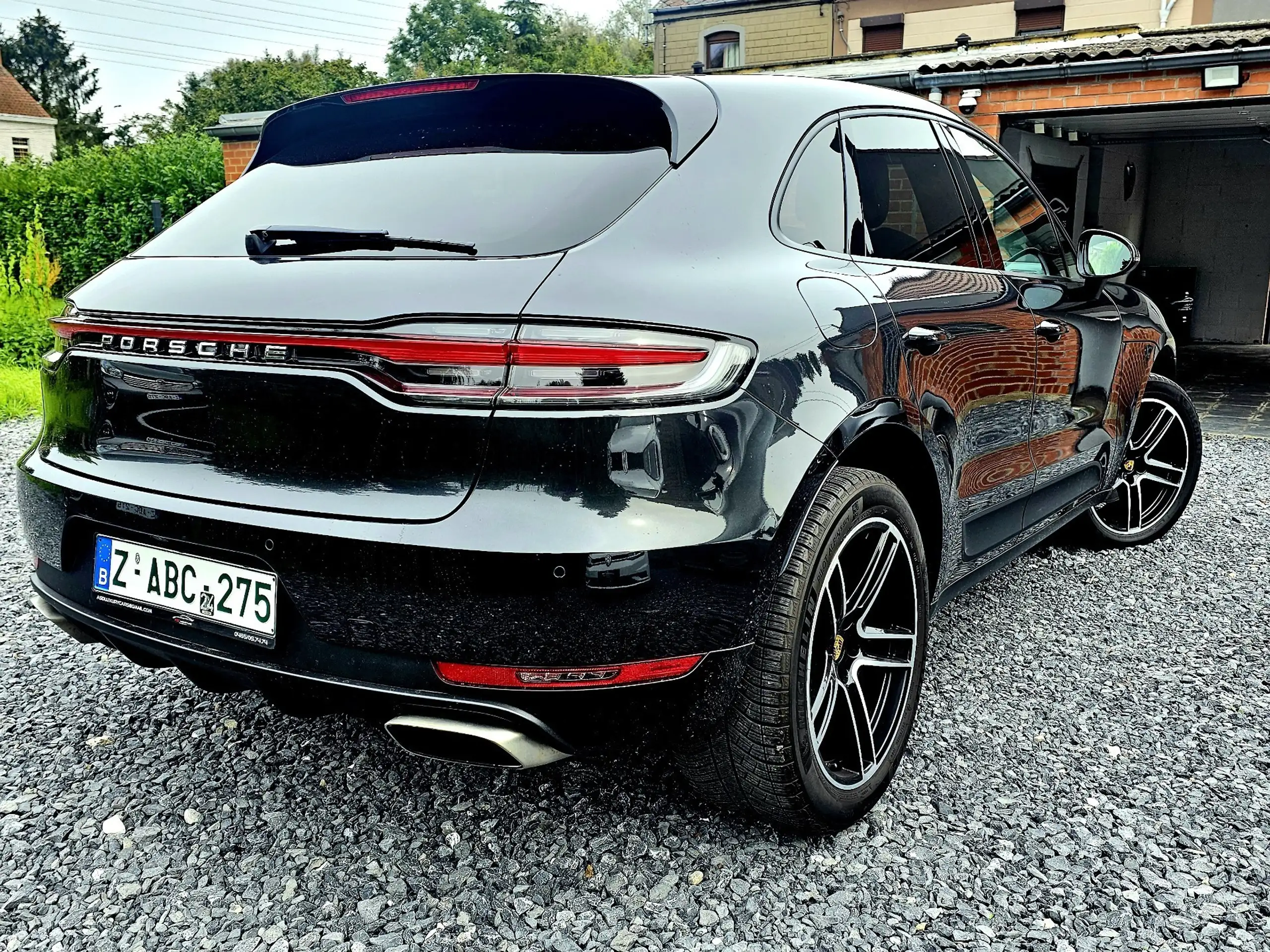 Porsche - Macan