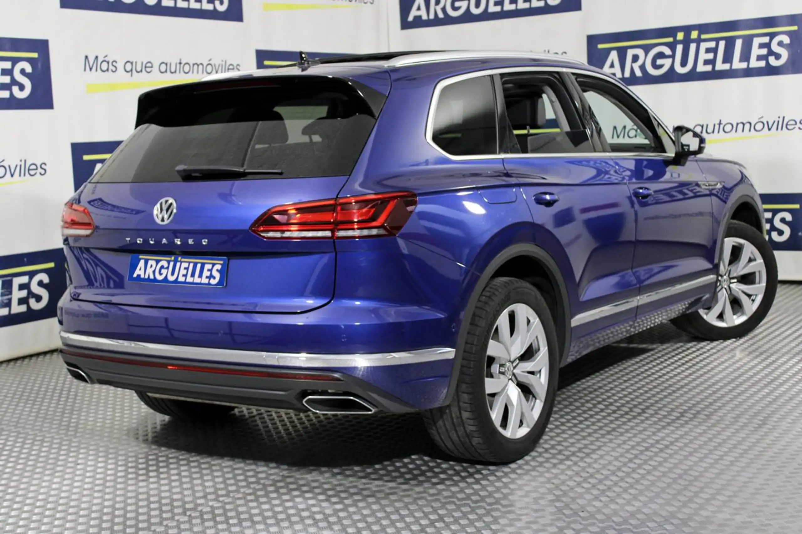 Volkswagen - Touareg