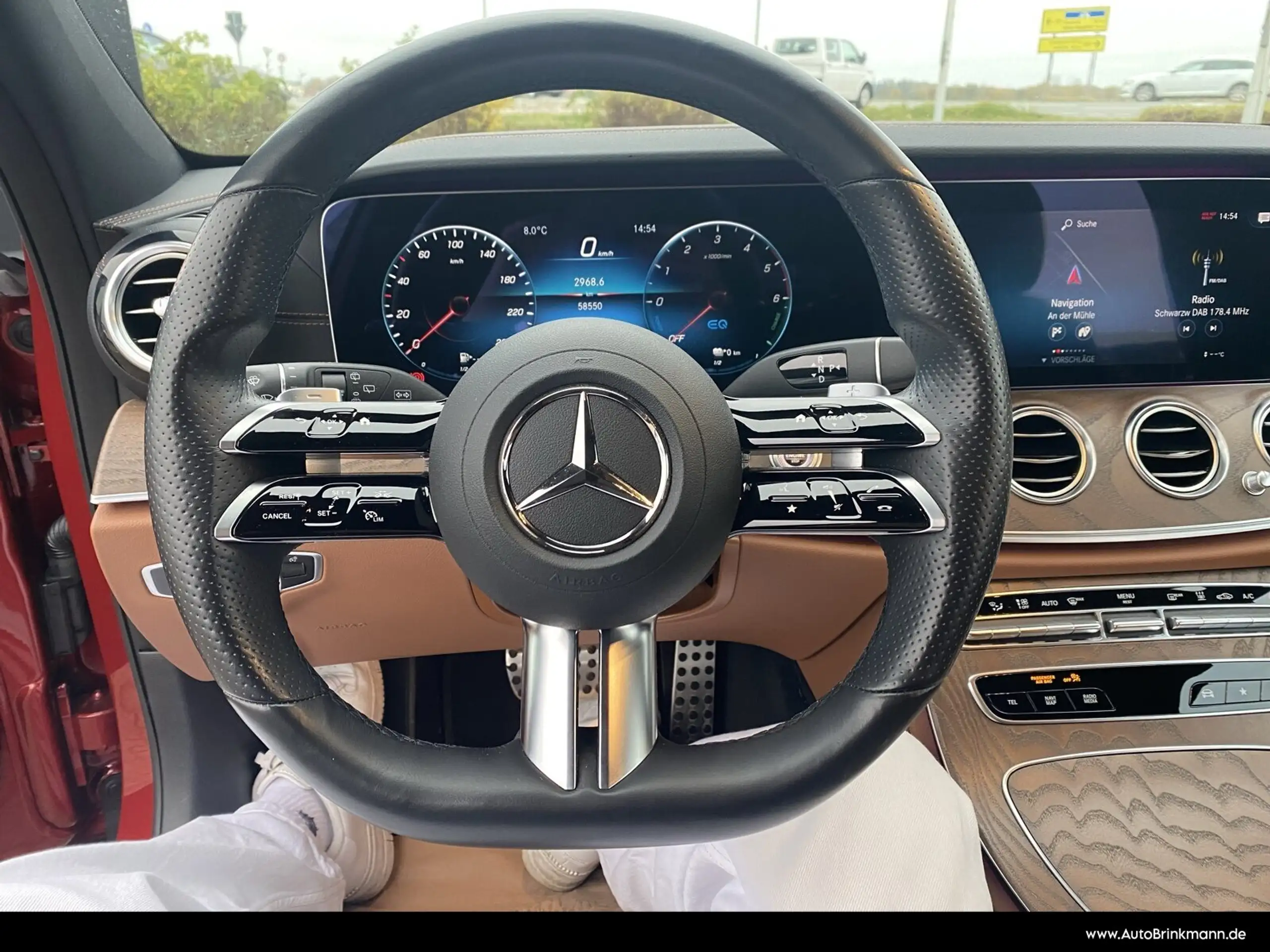 Mercedes-Benz - E 300