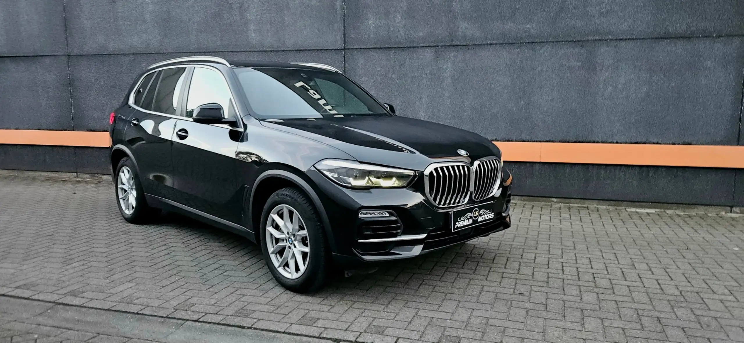 BMW - X5