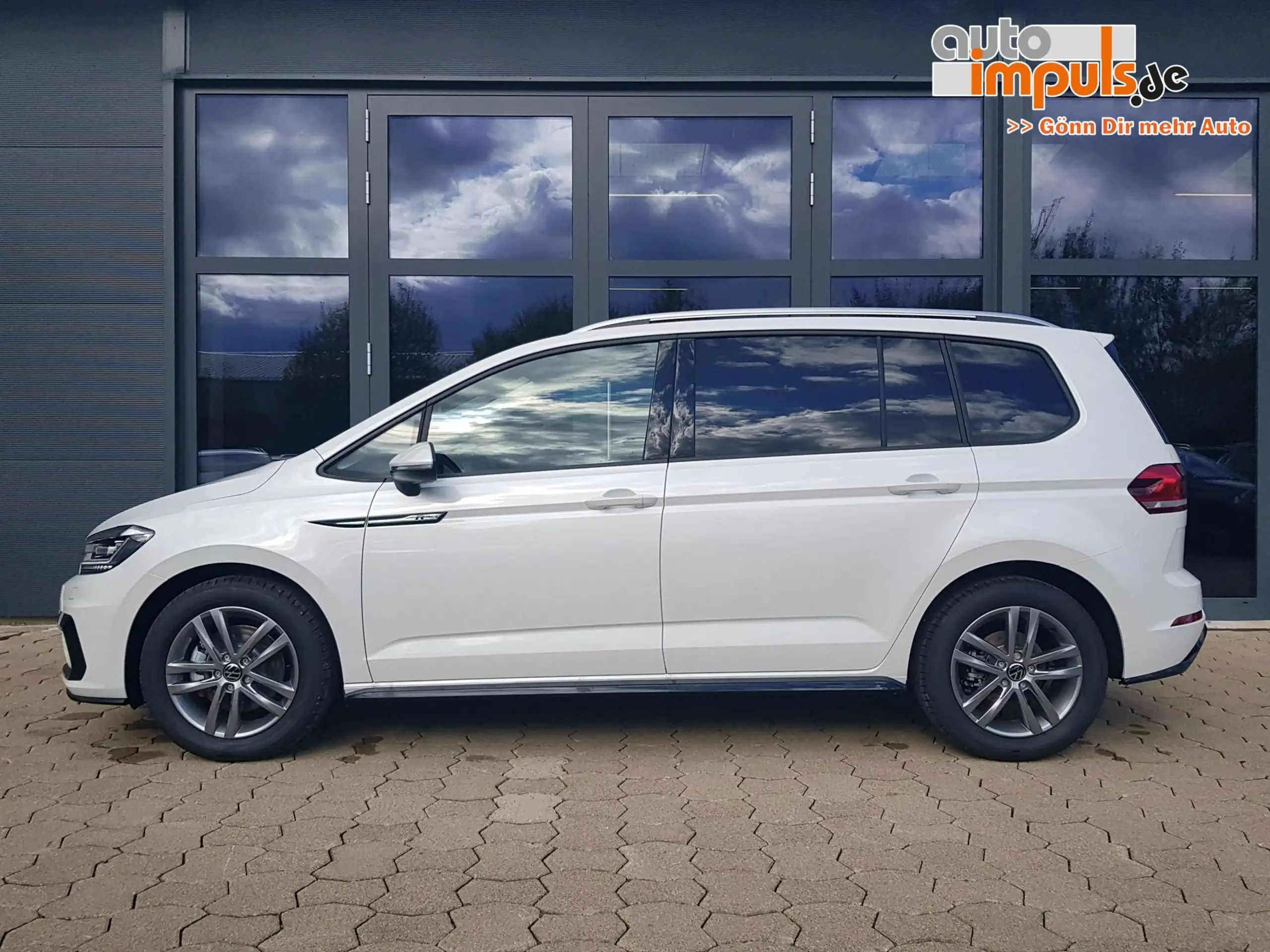 Volkswagen - Touran