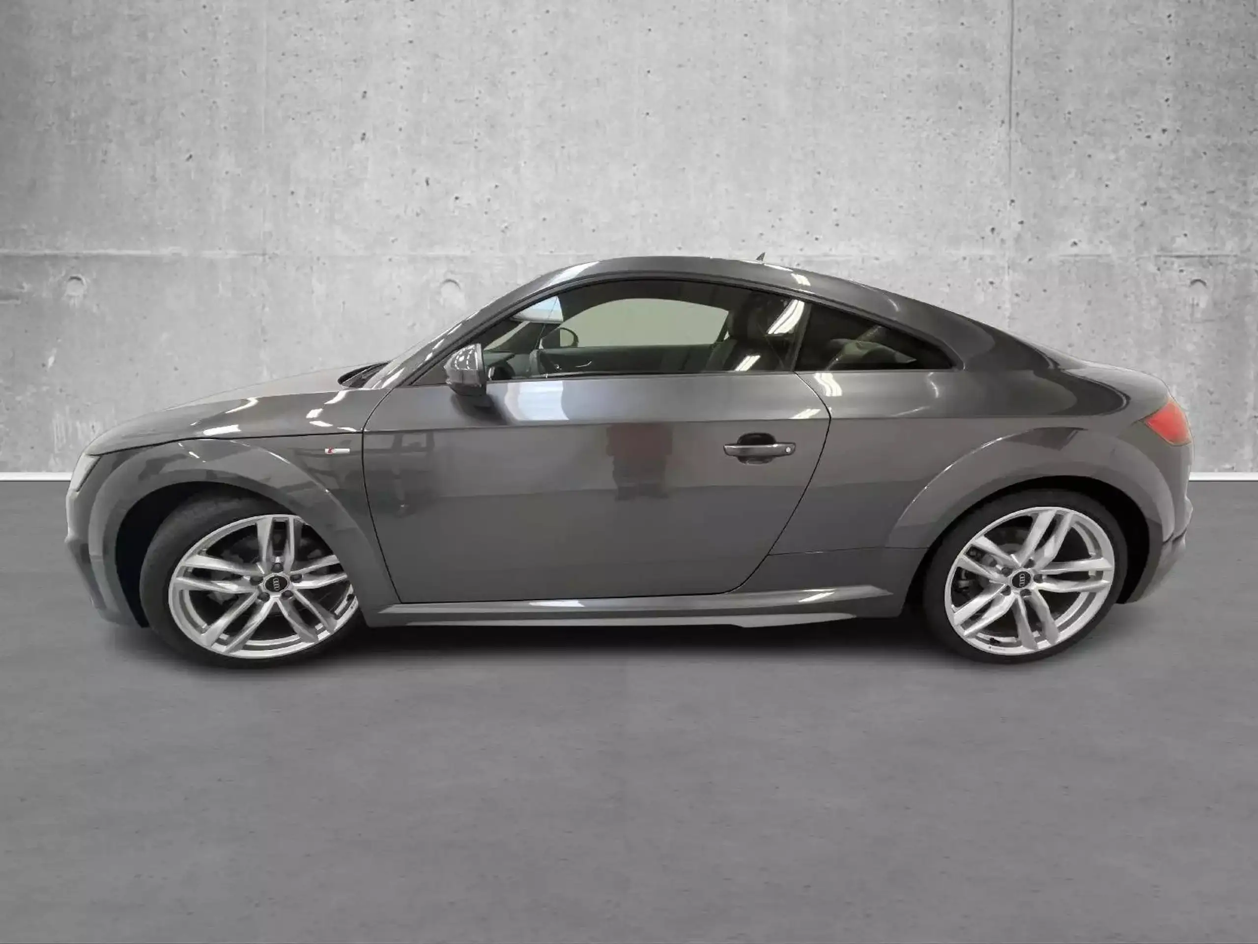 Audi - TT