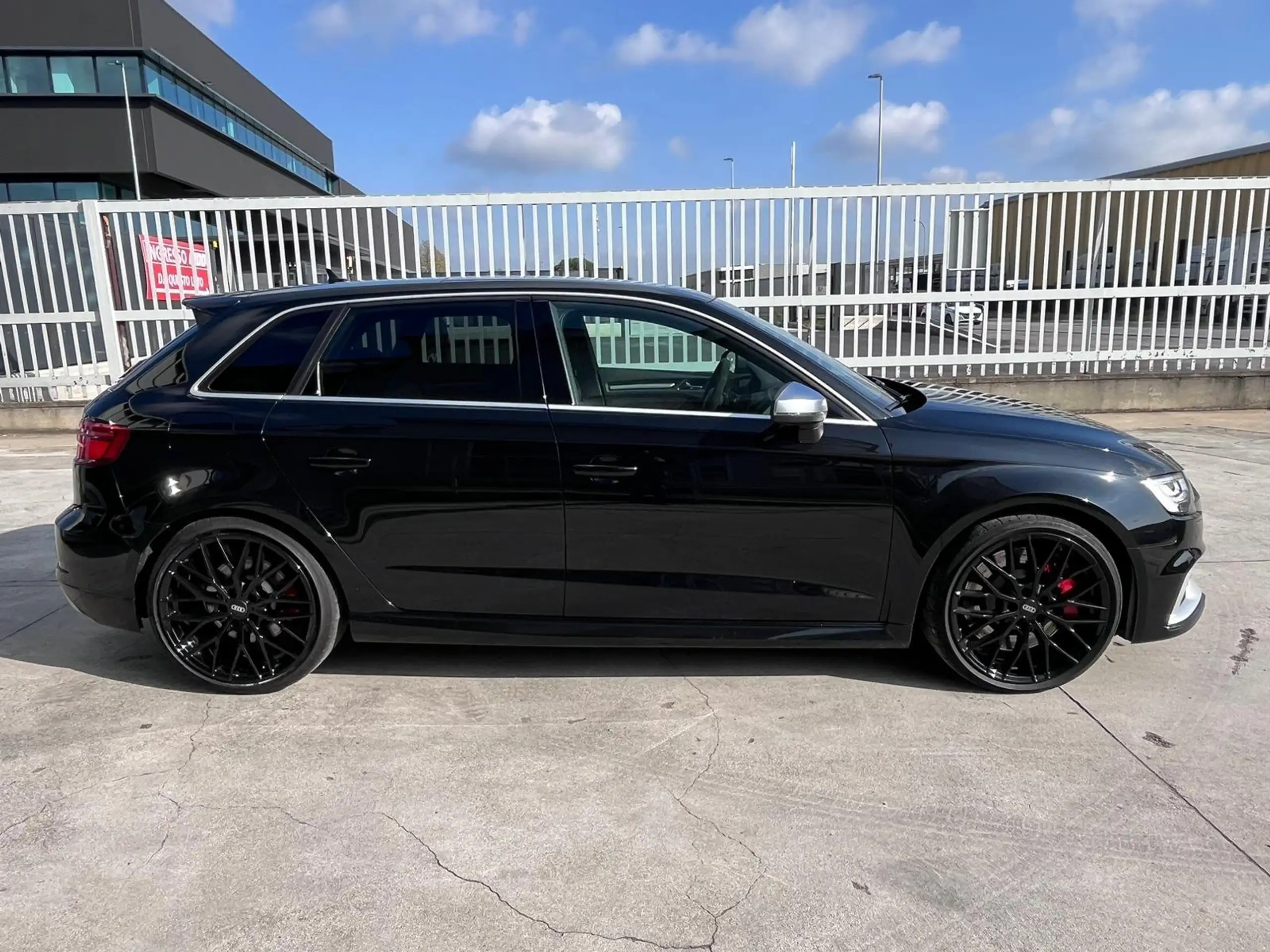 Audi - RS3