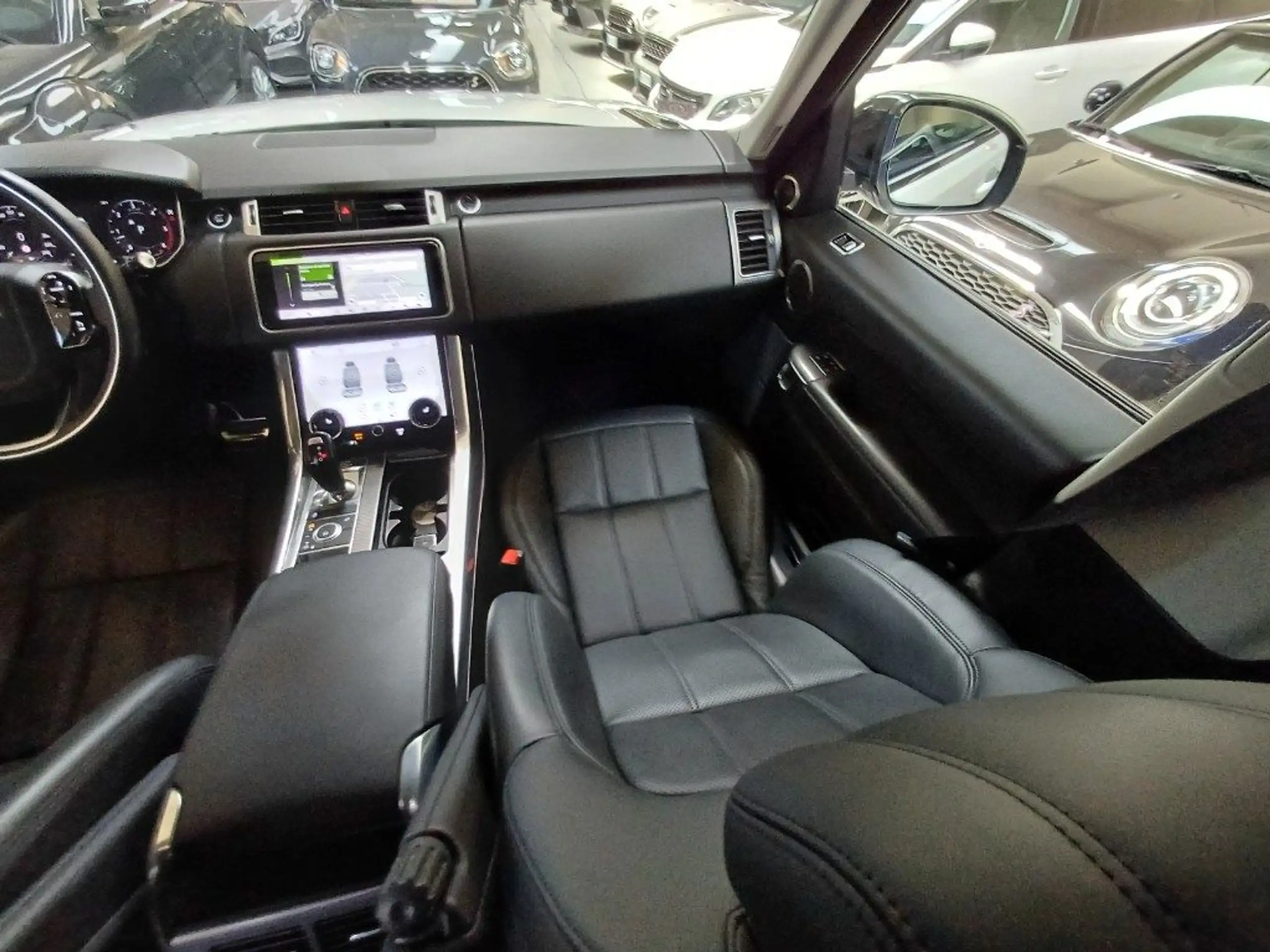 Land Rover - Range Rover Sport