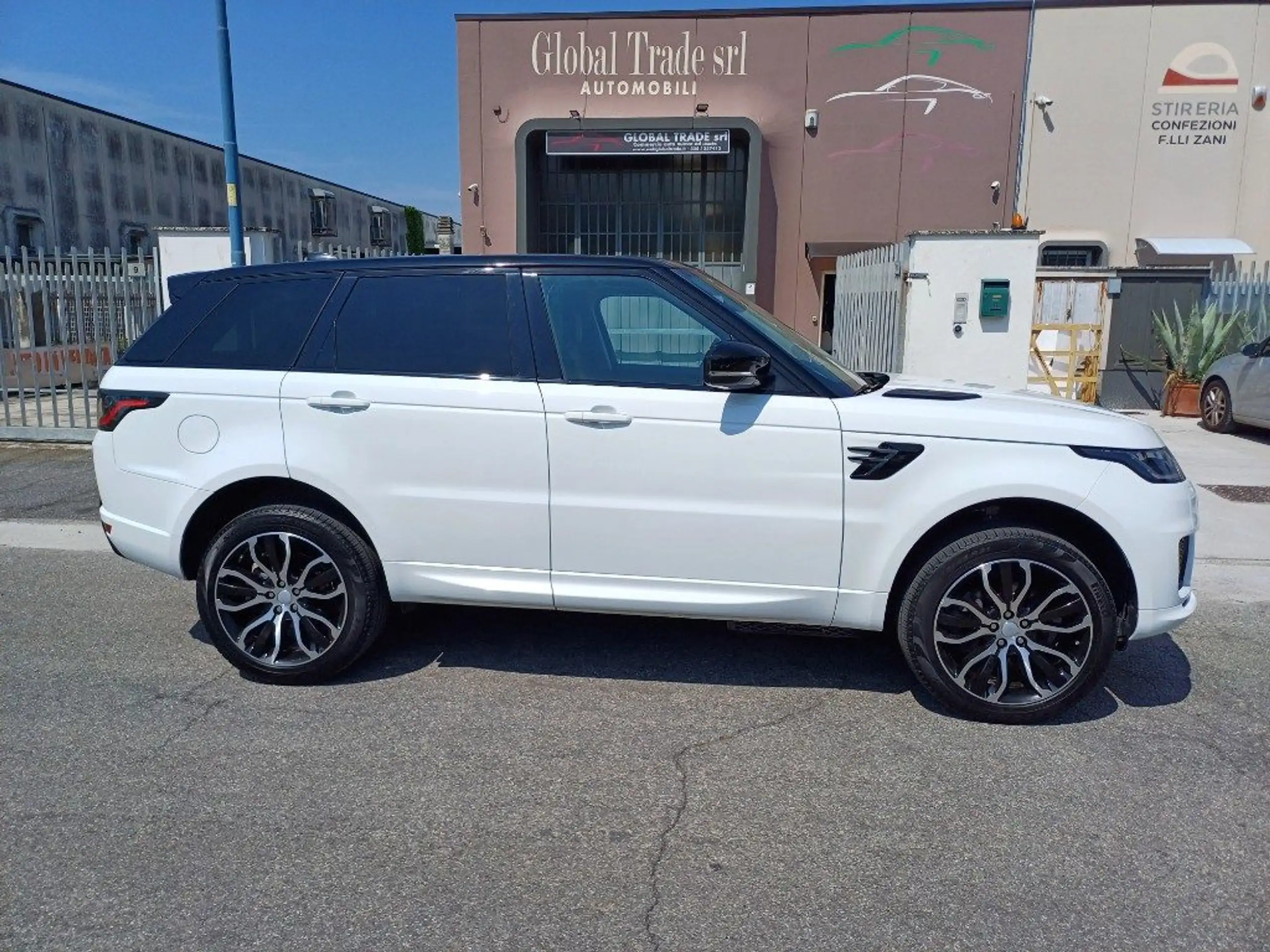 Land Rover - Range Rover Sport