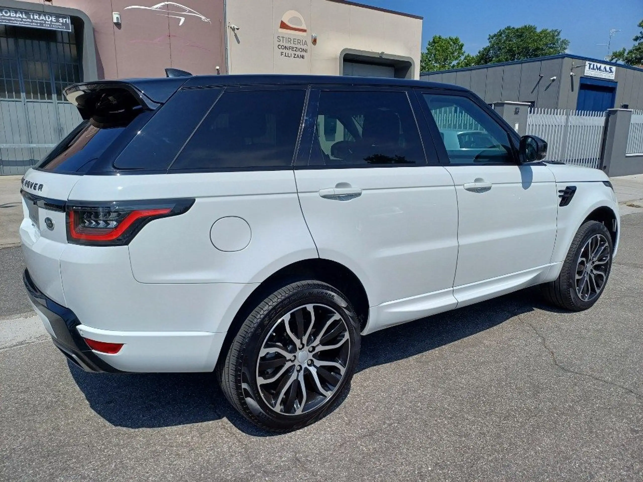 Land Rover - Range Rover Sport