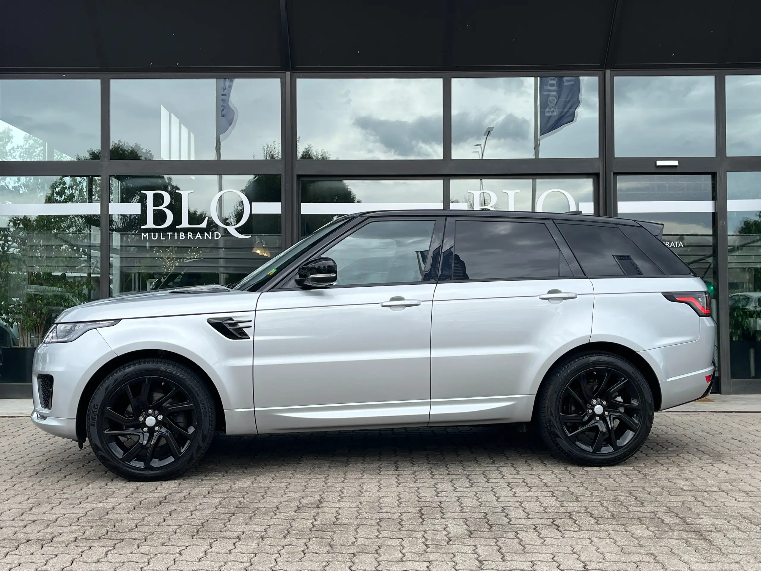 Land Rover - Range Rover Sport