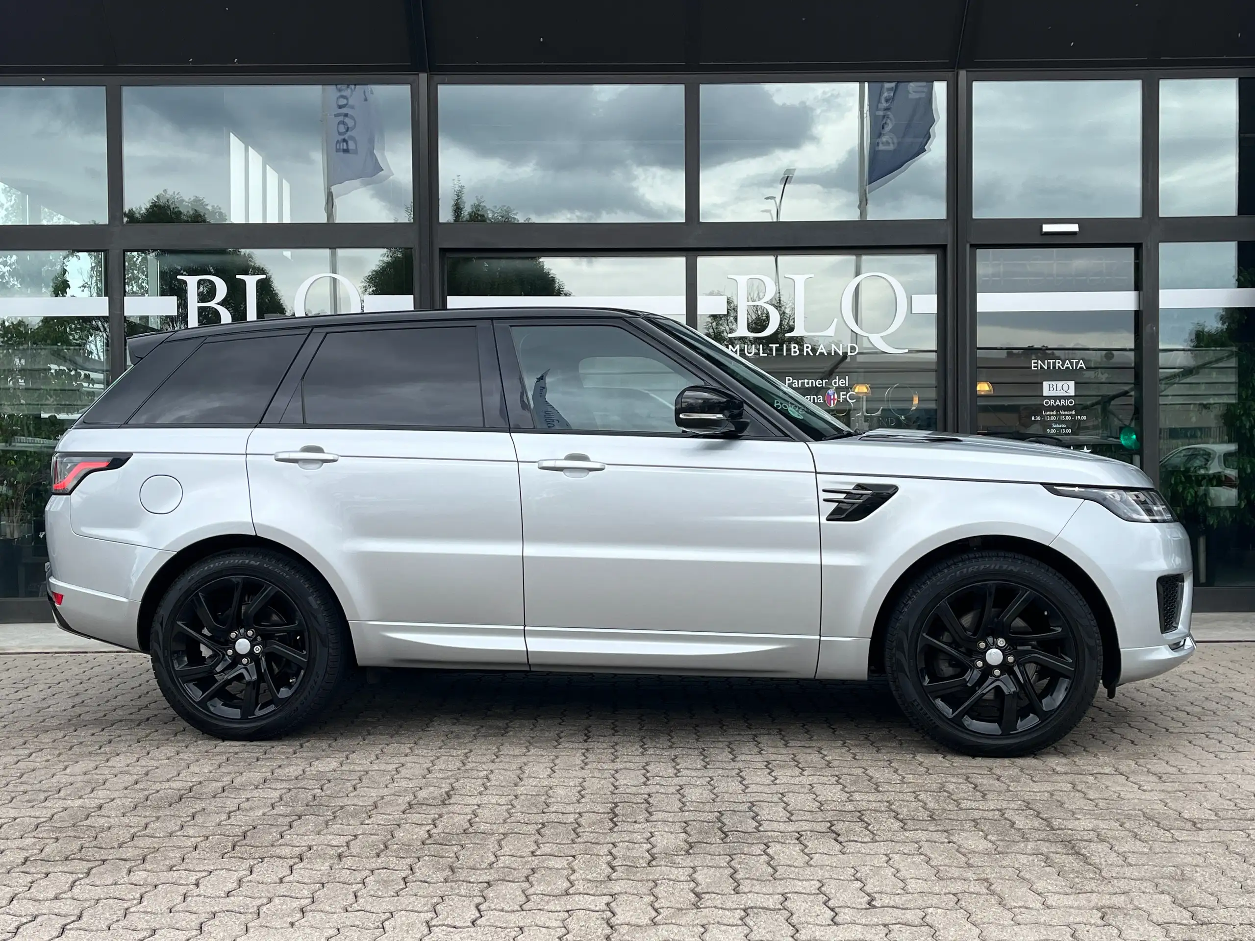 Land Rover - Range Rover Sport