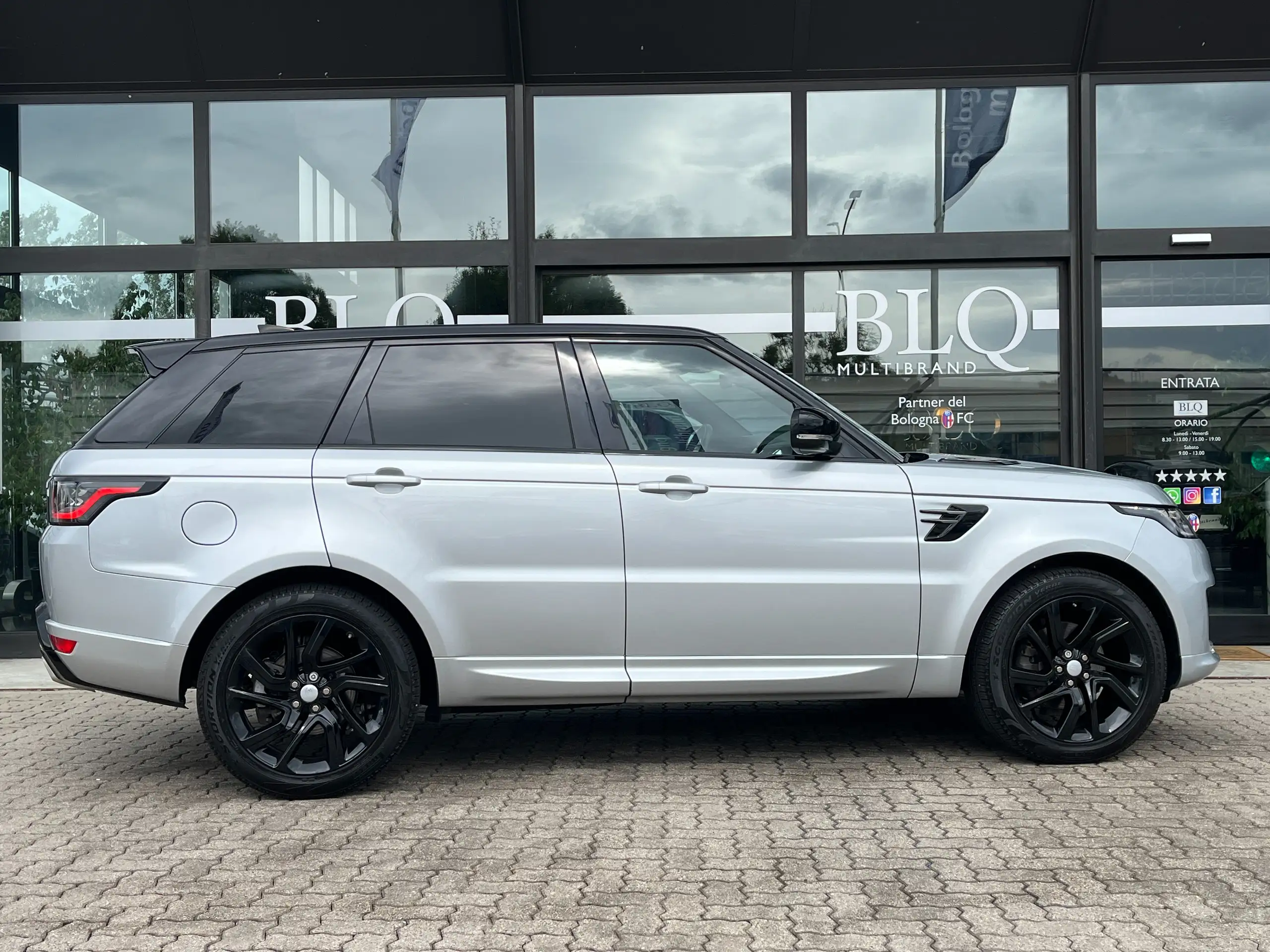 Land Rover - Range Rover Sport