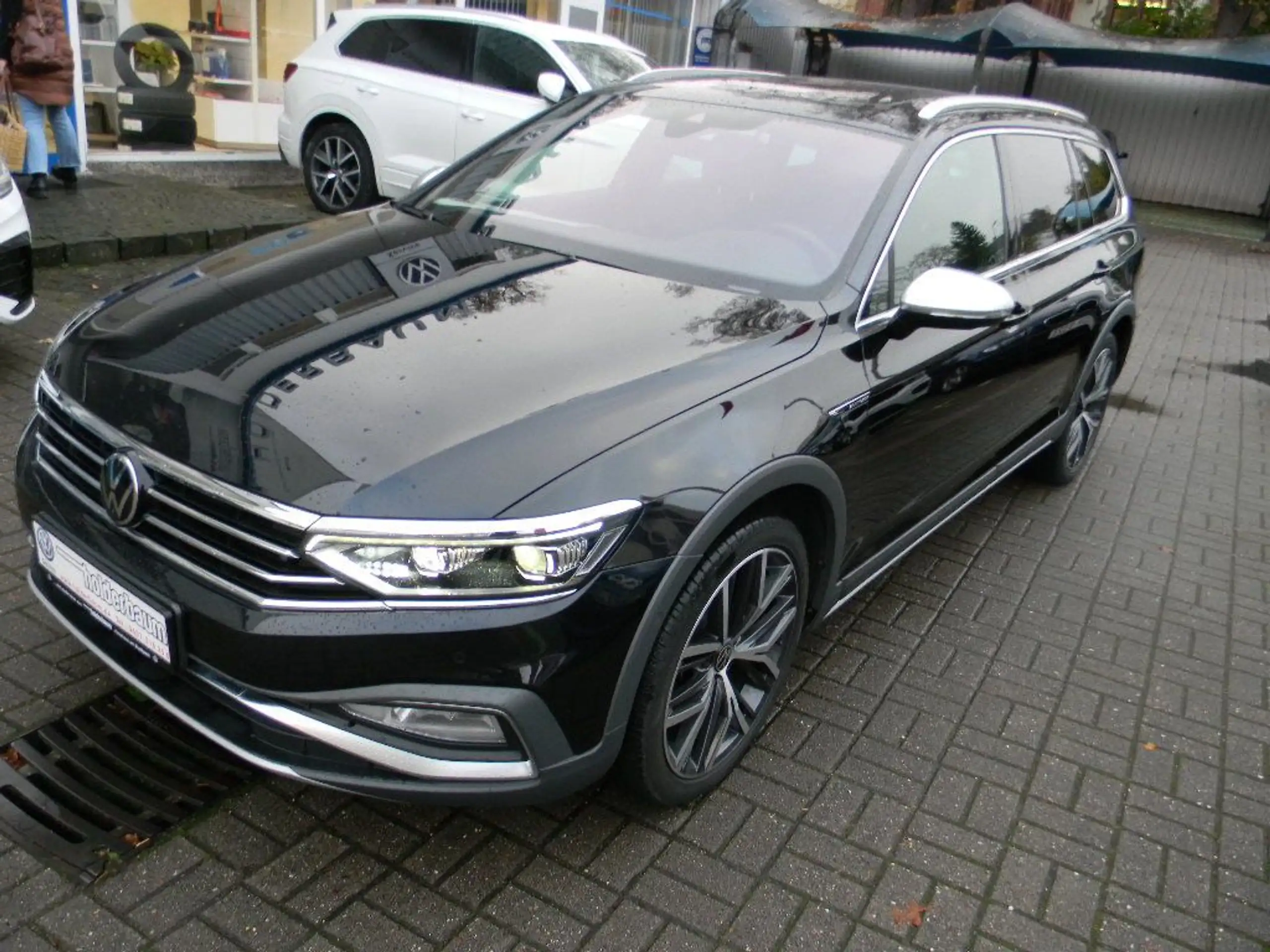 Volkswagen - Passat Alltrack