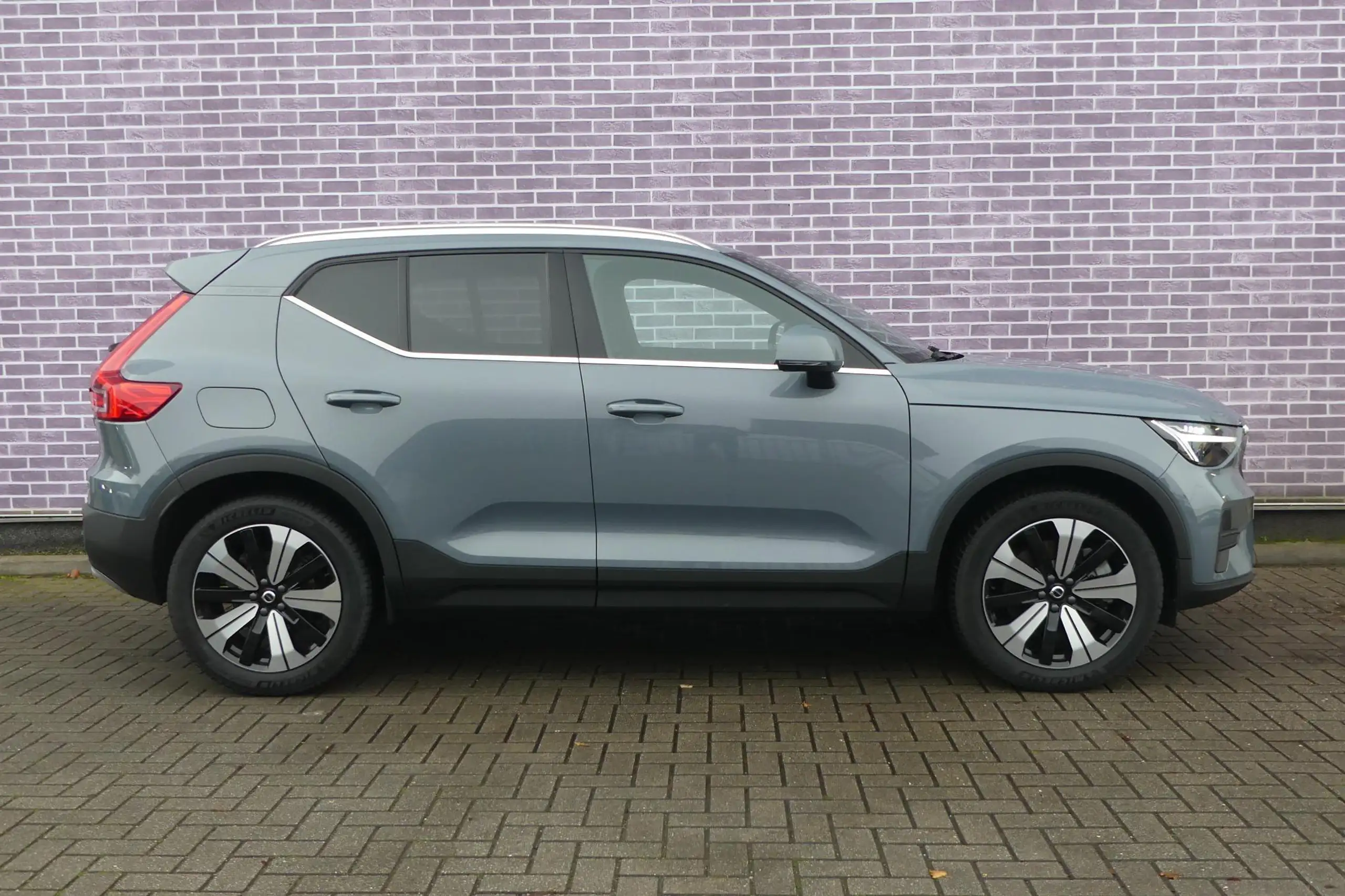 Volvo - XC40