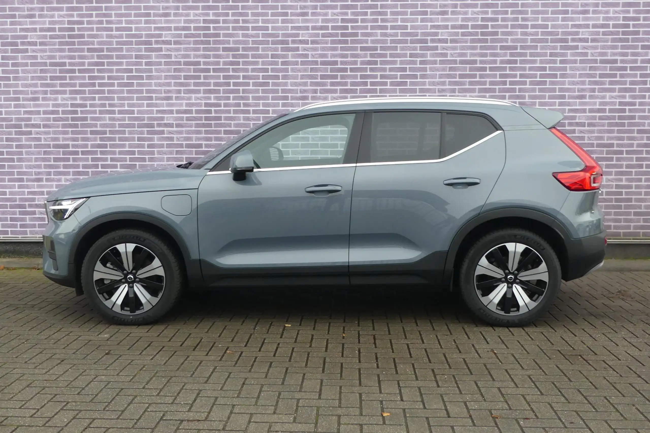 Volvo - XC40